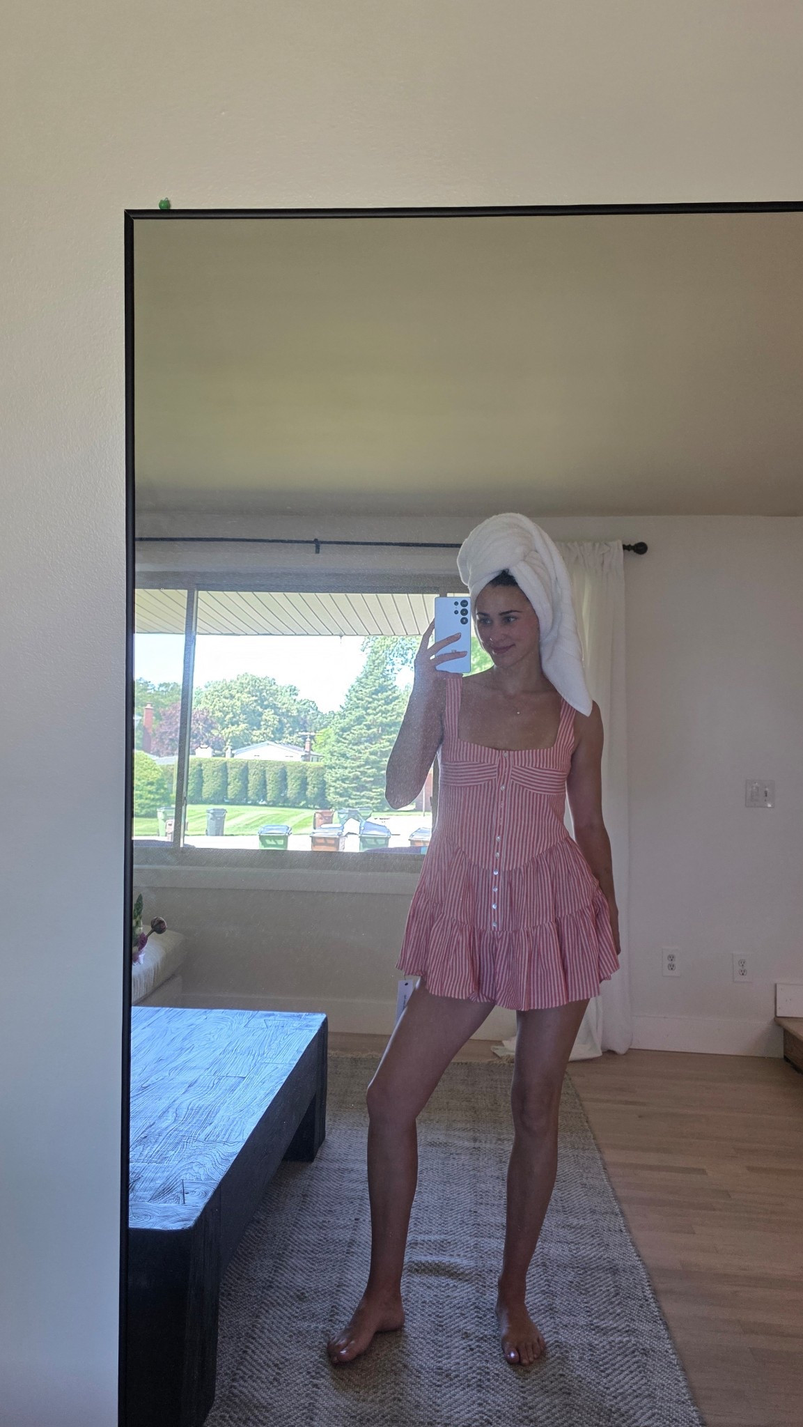 So cute & comfy!! Gives 60s mini dress but it’s a romper so you can be freee