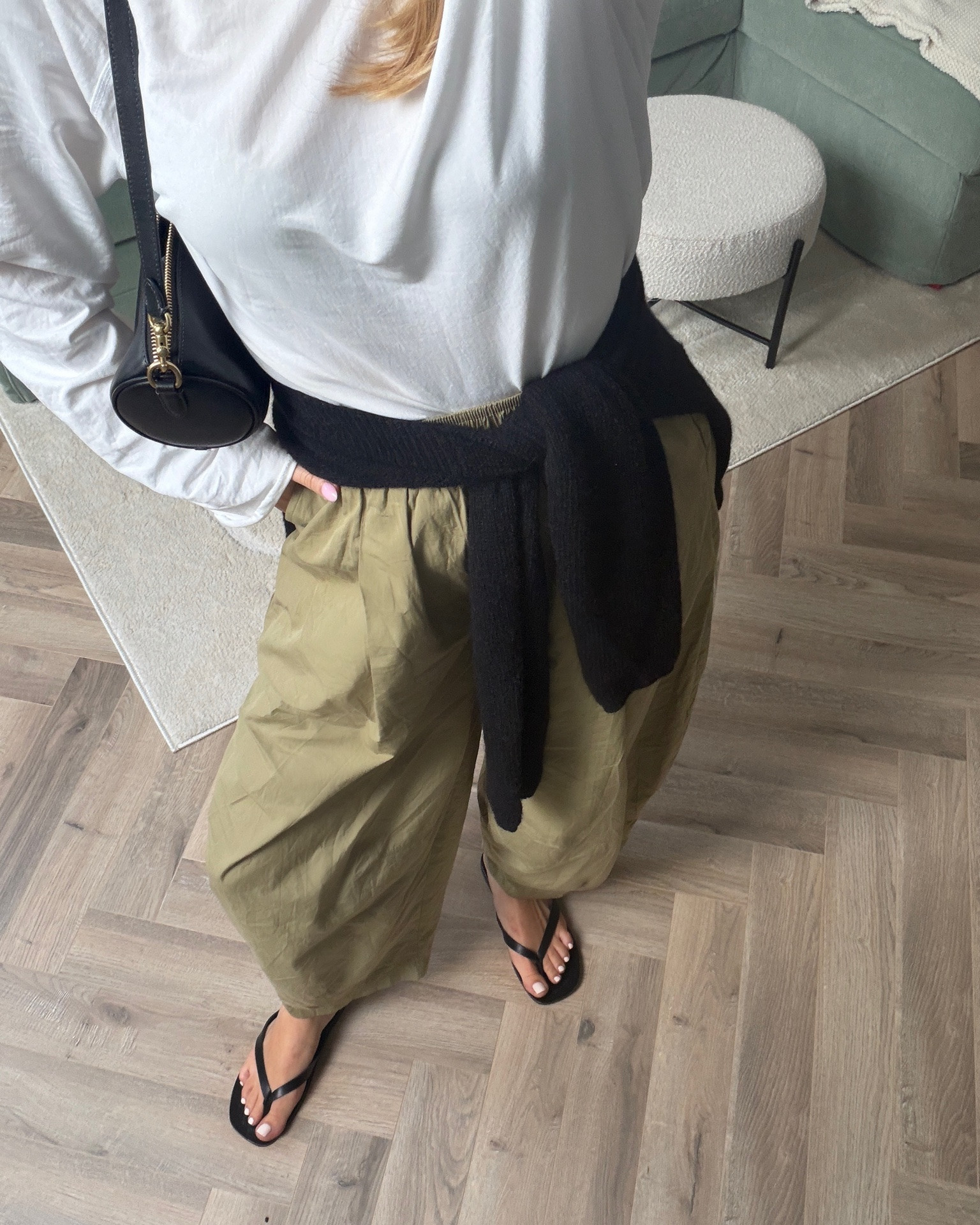 Outfits of the week
#barreltrousers #zaracoord #momoutfits

#LTKstyletip