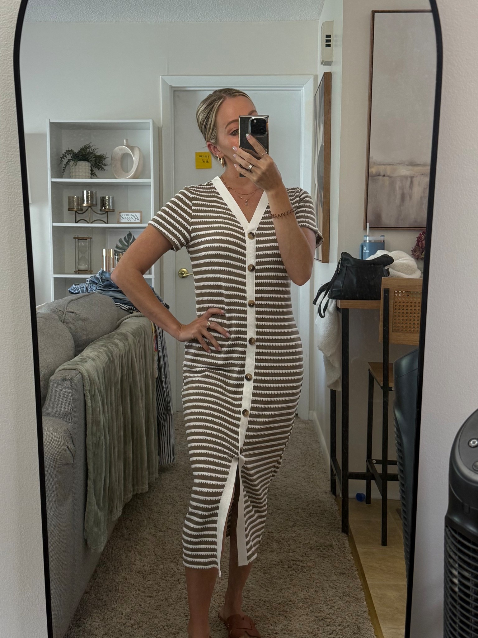 Can dress up or dress down, comfortable and under $50! 
I’m in the small 

#LTKWorkwear #LTKFindsUnder50 #LTKStyleTip