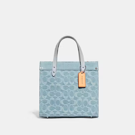 Field Tote 22 In Signature Denim | Coach (US)