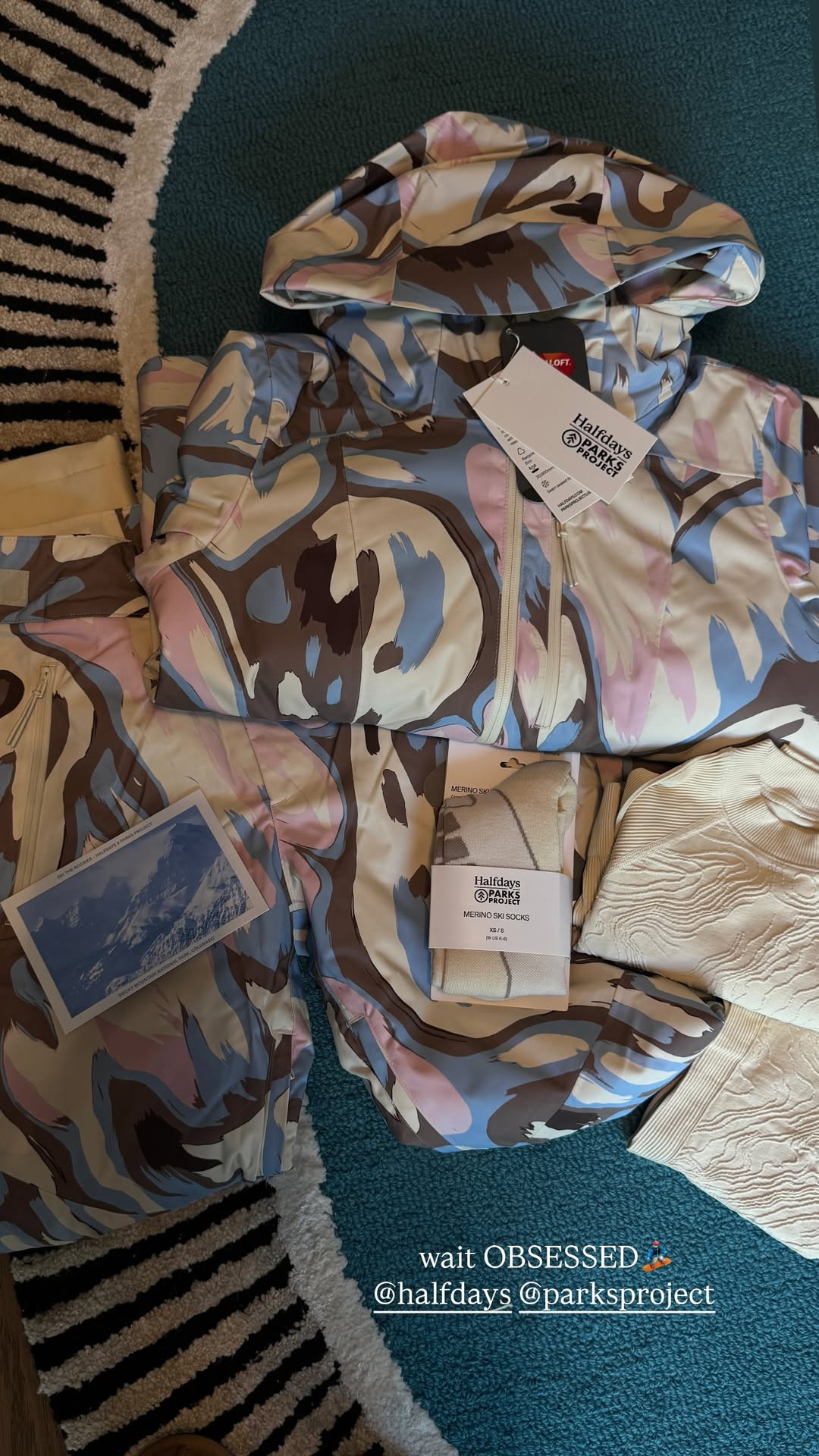   

 

#LTKGiftGuide #LTKootd #LTKSeasonal