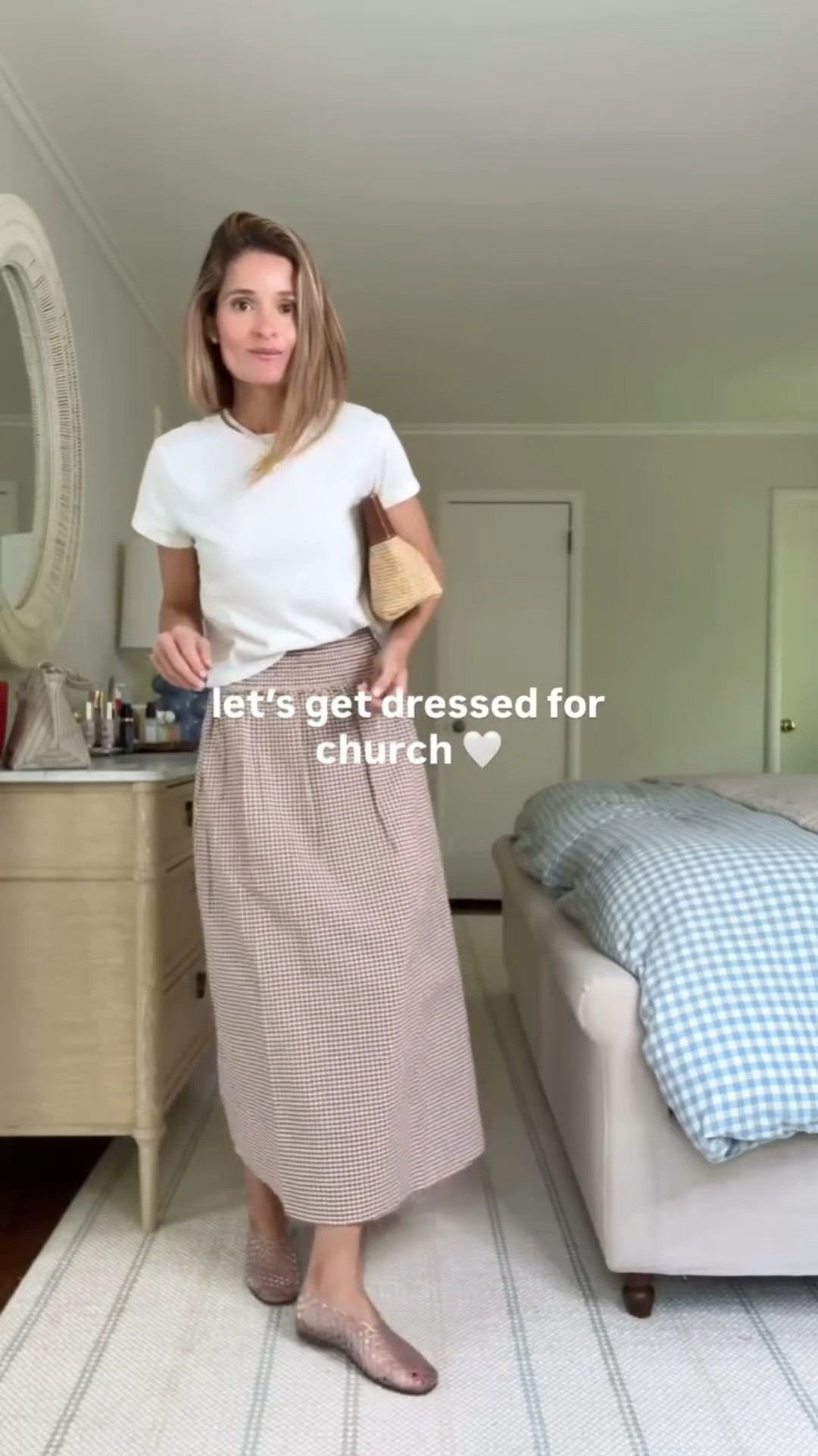 happy sunday ❤️ I hope you’re having a great day!

One of my very favorite Sunday looks. A colorful skirt and a white tee with a pretty necklace. Skirt is Hill House. They make such beautiful prints • Tee is AGOLDE. Pair with a raffia tote and clear jelly sandals. 

Tee: wearing a small, skirt: wearing an XS 


🤍 Follow if you’re looking for easy everyday outfit inspiration!

#outfitinspo #outfitoftheday #outfitideas #sundaybest #everydaystyle

#LTKootd #LTKgrwm