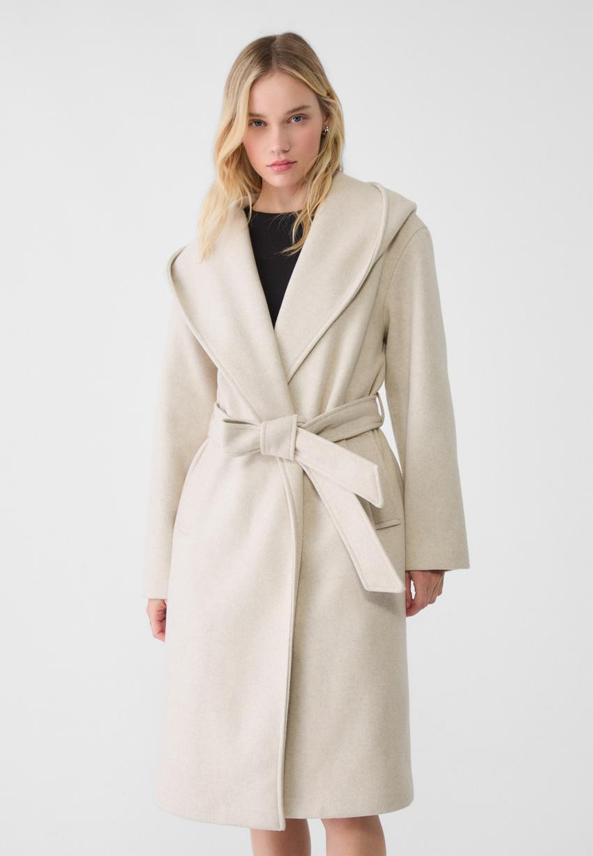Long soft-touch coat with belt | Stradivarius (UK)