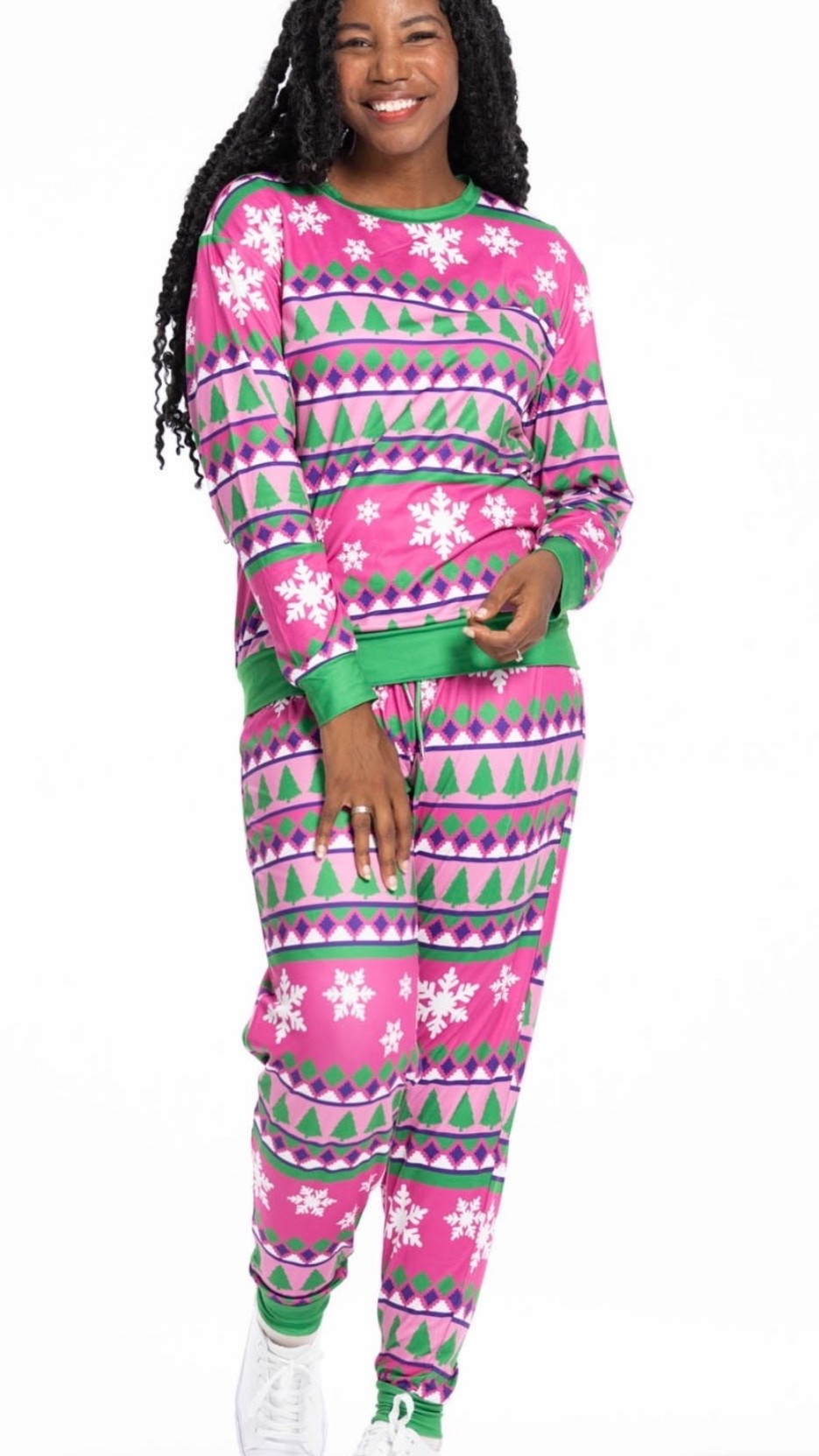 The prettiest holiday pajamas 🩷💚

#LTKStyleTip #LTKHoliday #LTKSeasonal