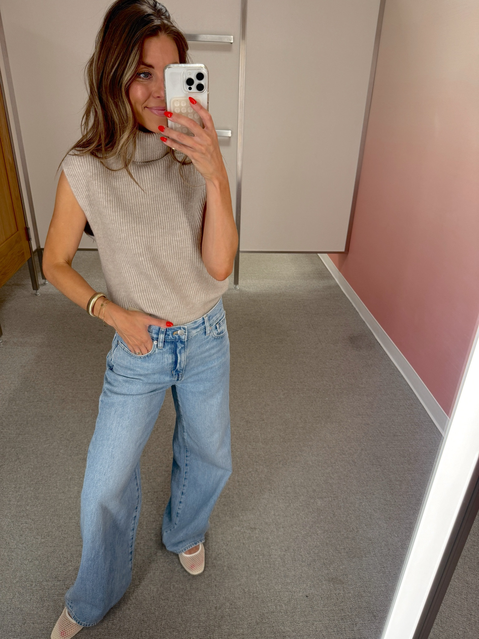Nordstrom anniversary sale! Madewell jeans size 24 (size down!)
Wayf sleeveless turtleneck XS

#LTKxNSale #LTKSaleAlert #LTKSummerSales