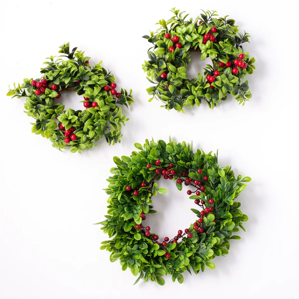 Holiday Boxwood & Red Berry Mini Wreath Candle Ring Centerpiece | Darby Creek Trading