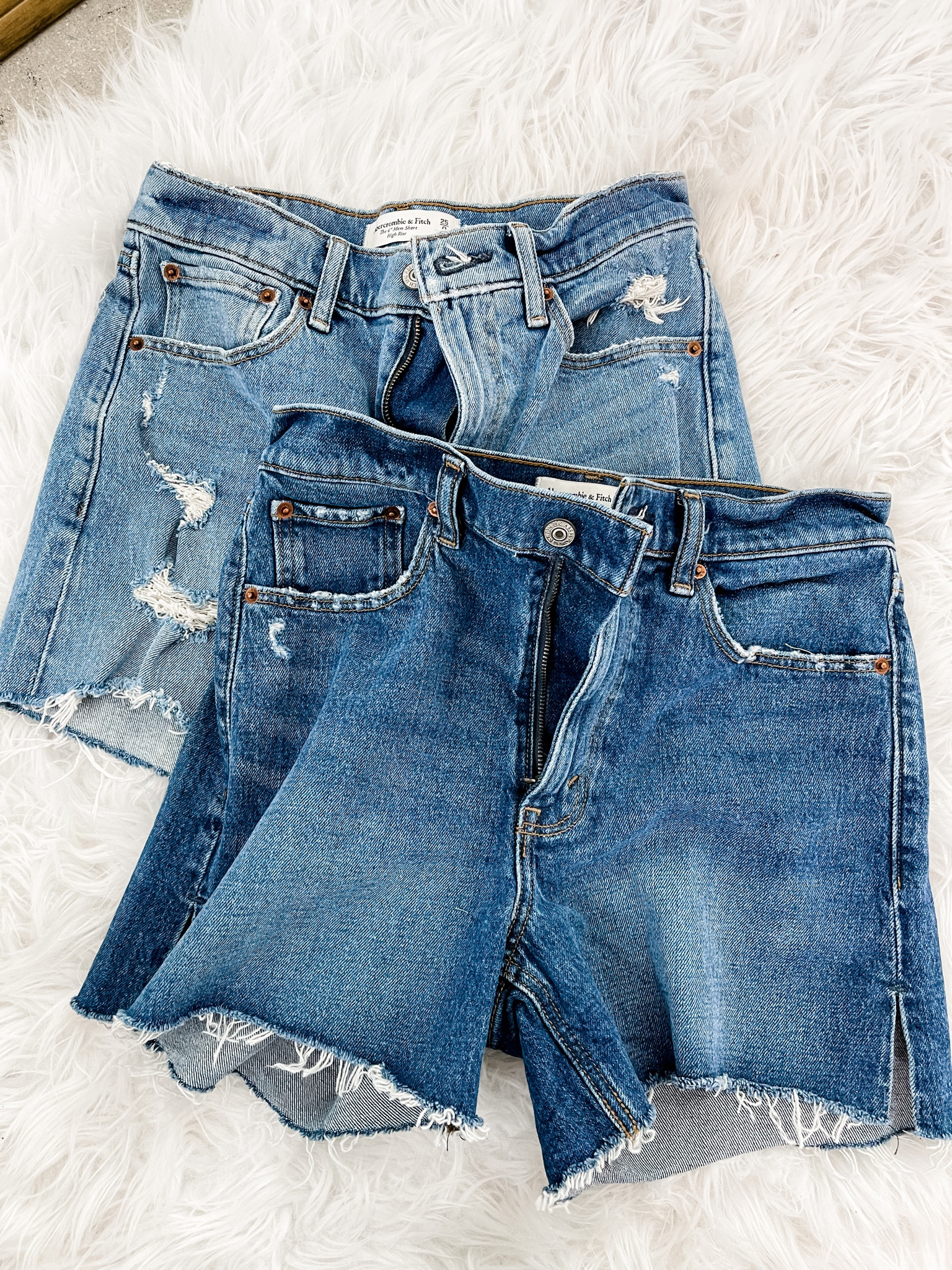 My favorite denim shorts are on sale for under $45 this weekend! Use code: AFLOVERLY for an extra 15% off! I wear a 25!

Loverly Grey, denim shorts, 4 inch mom shorts 

#LTKstyletip #LTKsalealert #LTKFind