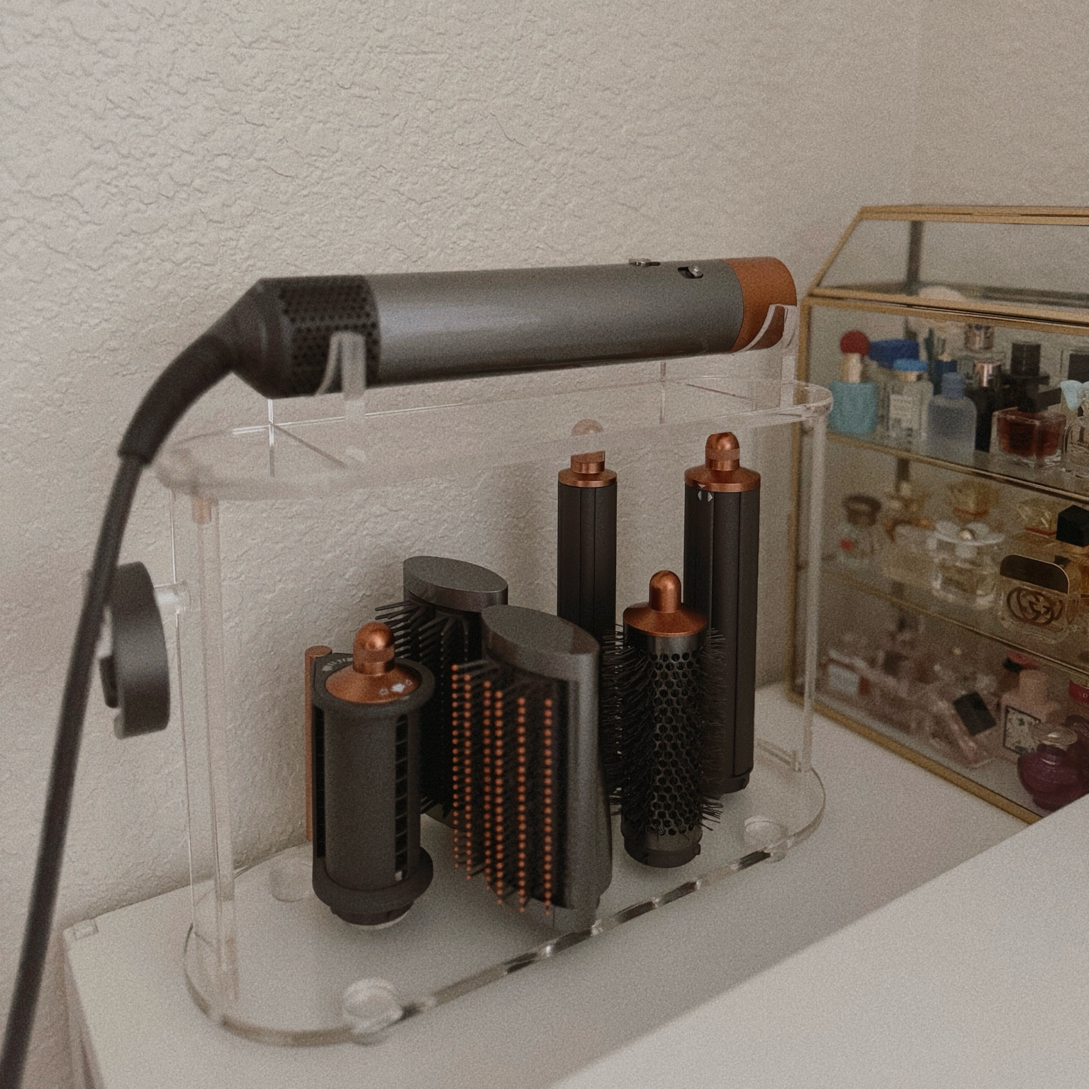 Such an aesthetic dyson airwrap holder. It’s such great quality and sturdy as well 🖤

#LTKU #LTKfindsunder100 #LTKhome