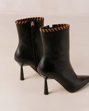 Leo Black - Black Leather Boots | ALOHAS | Alohas FR