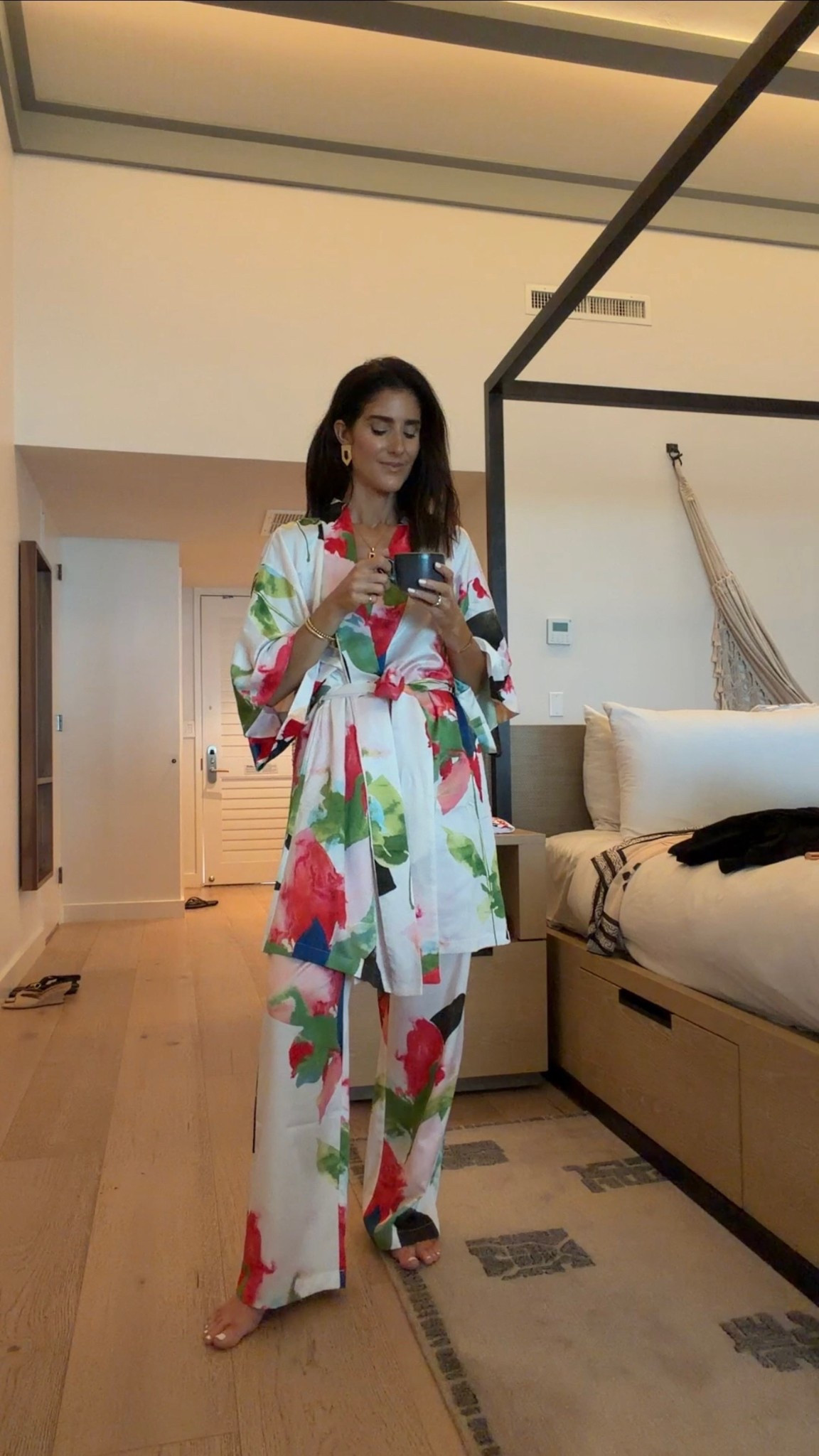 Notorious for bringing a new pair of pjs for vacation, especially ones that are lightweight and easy to pack. This set brings me joy! I’m just shy of 5-7” wearing the size small set #stylinbyaylin #aylin #pjs #set 

 #LTKootd #LTKSeasonal #LTKTravel