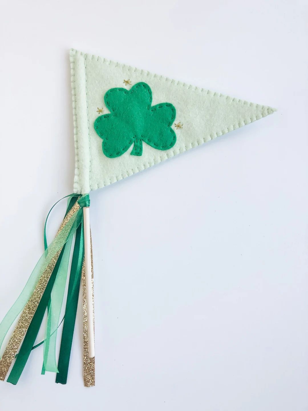 Handmade Felt St. Patricks Day Flag, St. Patricks Day Pennant, Shamrock Flag, Shamrock Pennant - ... | Etsy (US)