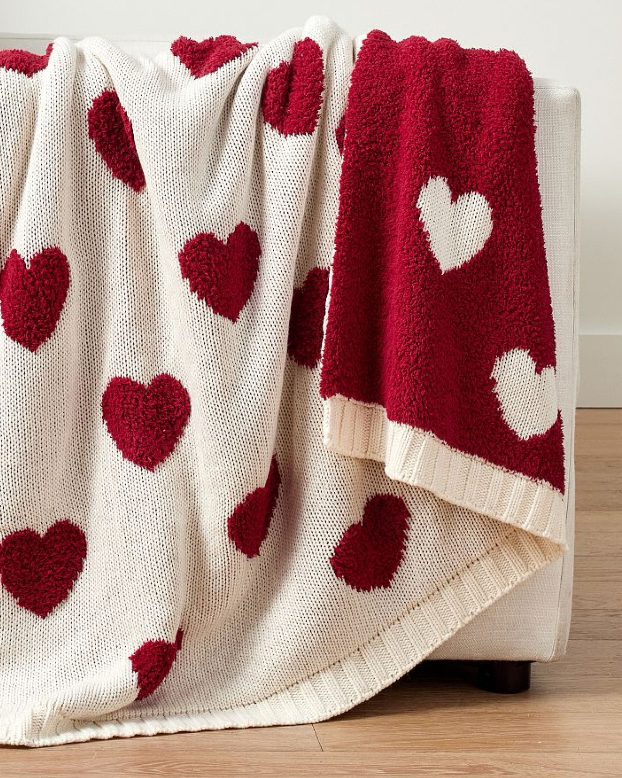 This adorable Heart Jacquard Knit Throw Blanket features a reversible pattern of red and white hearts and is perfect for Valentine snuggles. It is a soft and cozy addition to a bed or couch, it also makes an excellent gift for someone you love.