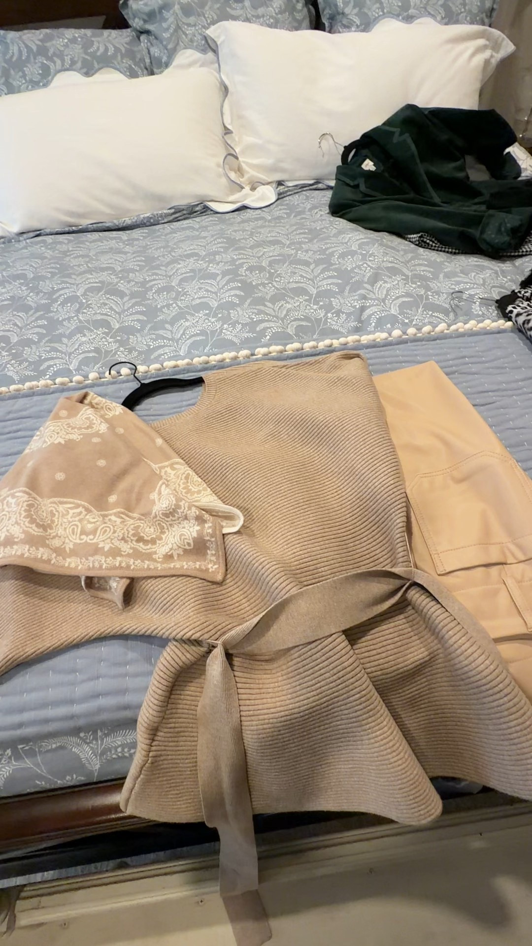 Help me pick what I’m going to wear to the hot chocolate affair in Nashville. It’s like afternoon tea, but hot chocolate and sweets. And it’s I don’t think it as elevated as a usual afternoon tea event.

I shop my closet. I will link what I can.

#LTKootd #LTKgrwm #LTKOver40