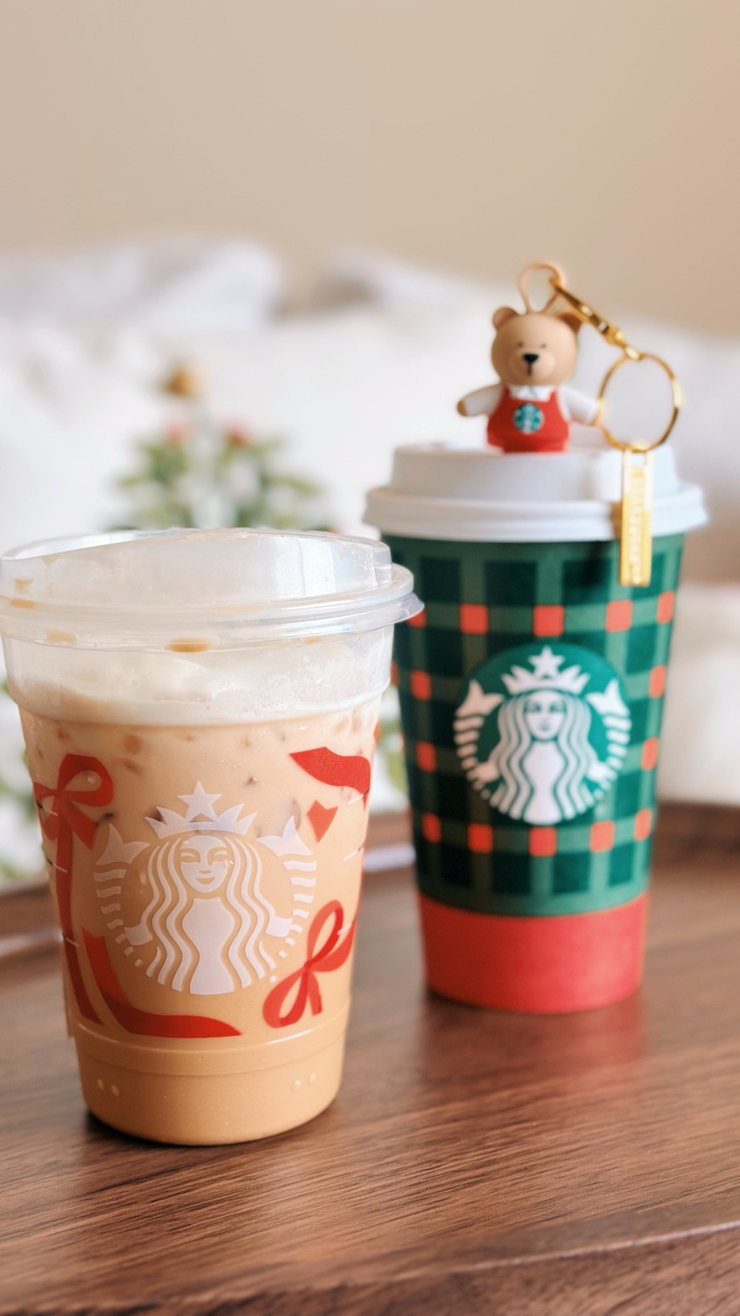 come to Starbucks with me as I look for the Bearista keychain/drink stopper since I didn’t get the viral glass Bearista cup last week 🥲 let’s just say I’M SO HAPPY 🥹🧸❤️ Should I collect more? 

#LTKdayinmylife #LTKHoliday #LTKstorytime