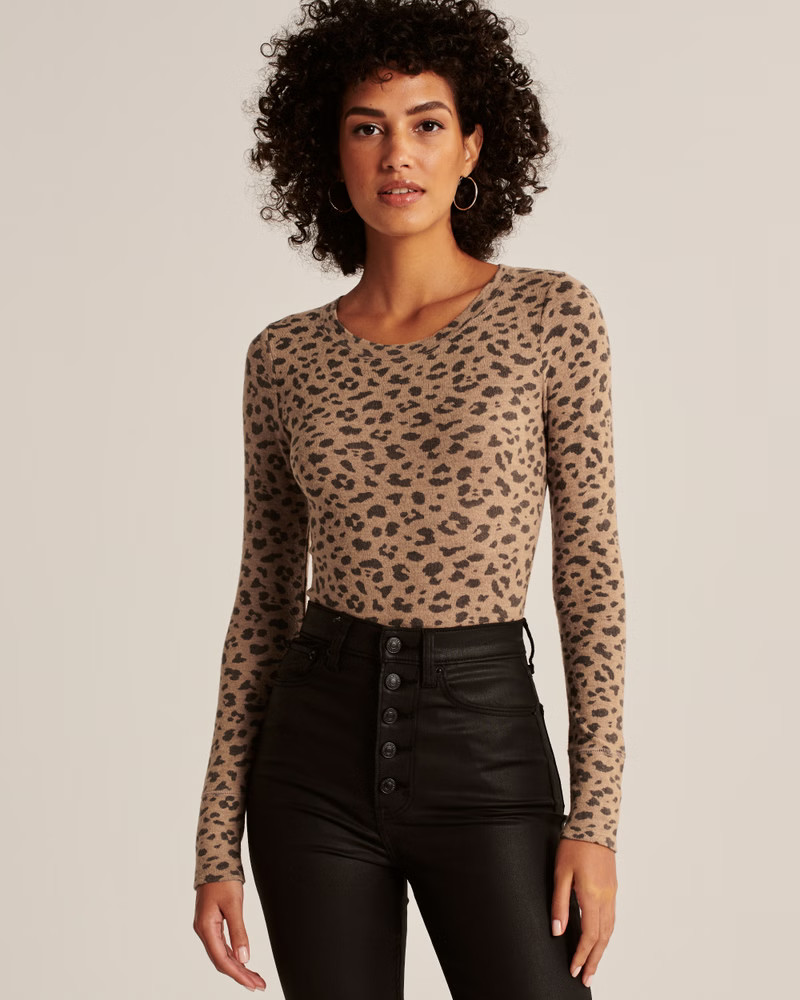 Long-Sleeve Cozy Leopard Bodysuit | Abercrombie & Fitch (US)