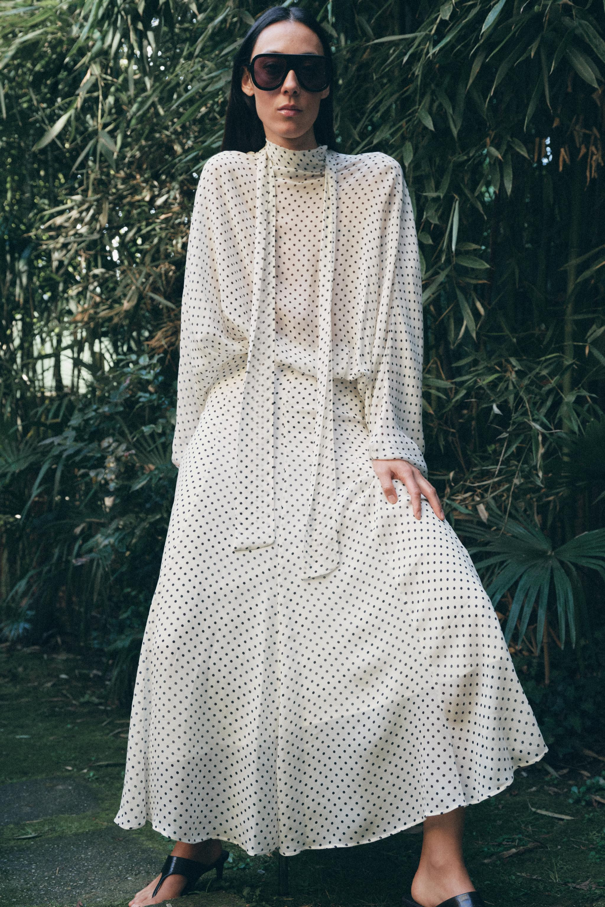VESTITO CORTO CON FIOCCO A POIS | Zara US