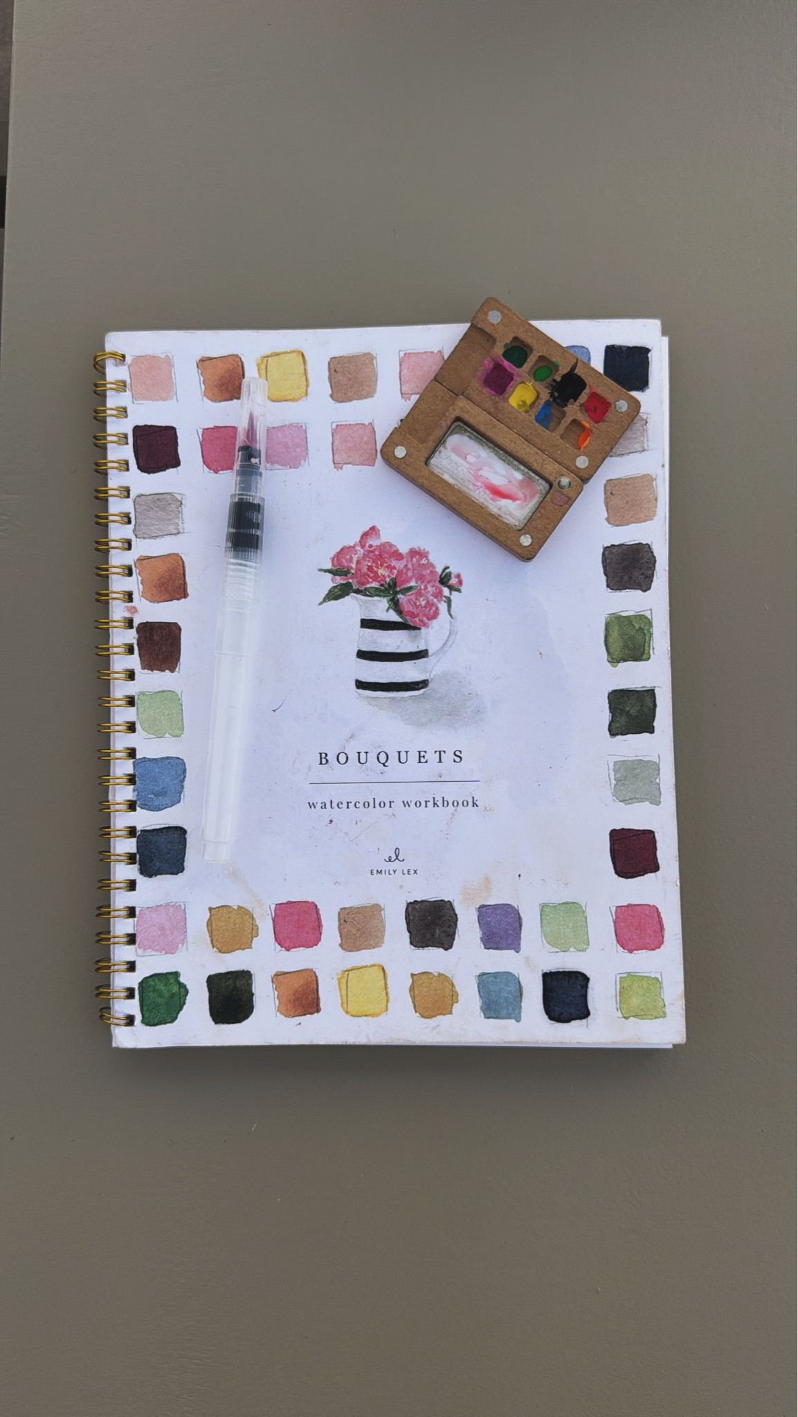 Looking for a new hobby? I’m loving this watercolor workbook. So relaxing and the paintings turn out so well, y'all! I took this on our trip & it was the perfect way to unplug and unwind!

New hobby water color books hobby painting floral paintings cute painting books cute painting books VintagePickin 

#LTKdayinmylife #LTKselfcare #LTKmomlife