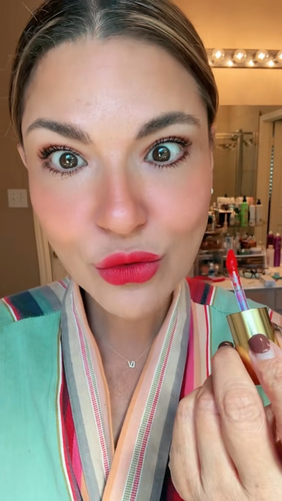 Finally trying the @VIOLETTE_FR lip stain in En Feu 🔥 —  it looked so stunning I had to grab it! Bold, pigmented, yet somehow soft, blurry, and effortlessly sexy 💋 It lasts for hours and leaves the prettiest stain. A must if you love a bold matte moment!

#over40mom #makeup #lipstain #boldlip #lipsticklove #beautyover40 #fyp

#LTKOver40 #LTKBeauty