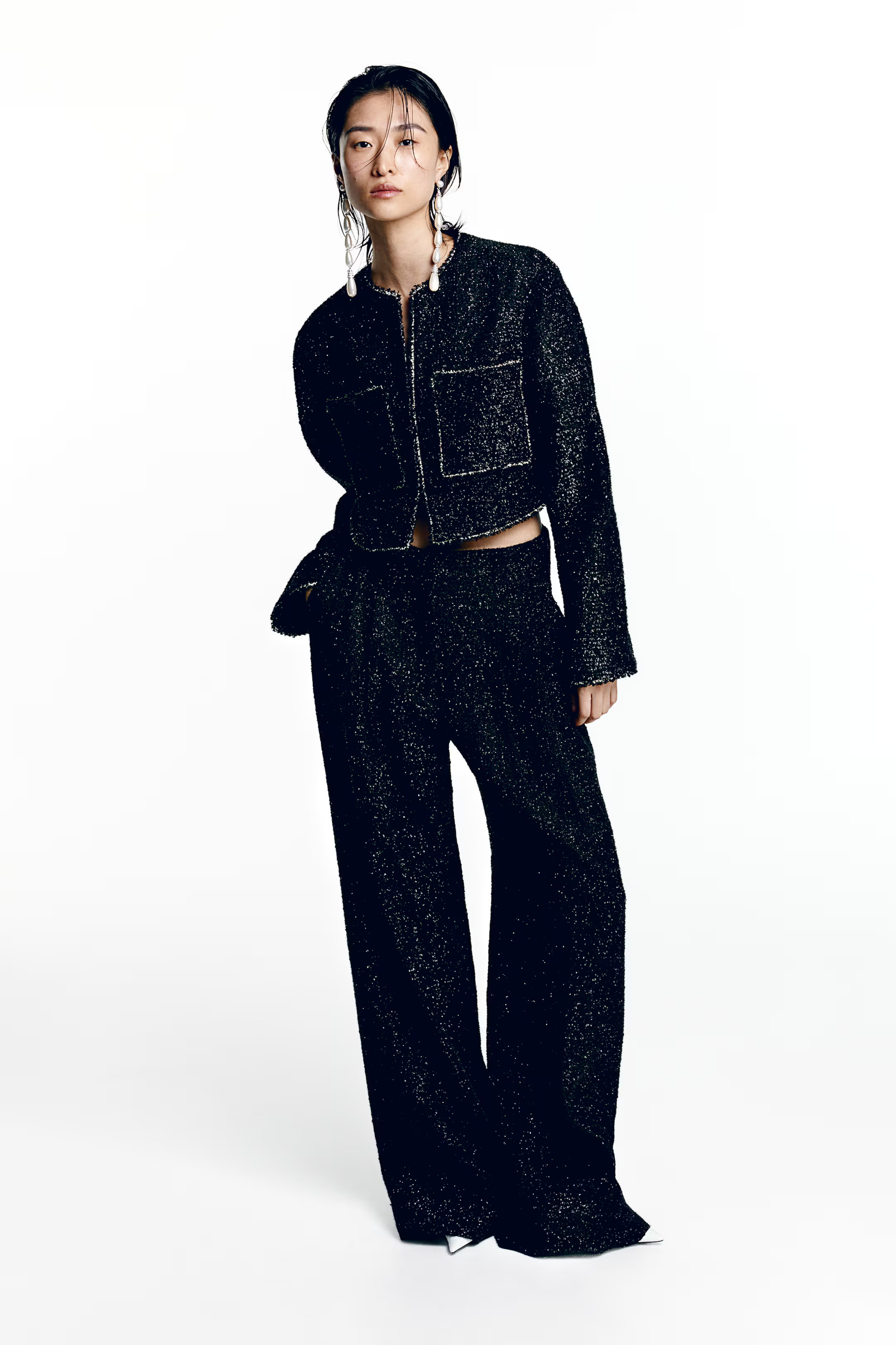 Shimmering wool-blend bouclé blazer | H&M (UK, MY, IN, SG, PH, TW, HK)