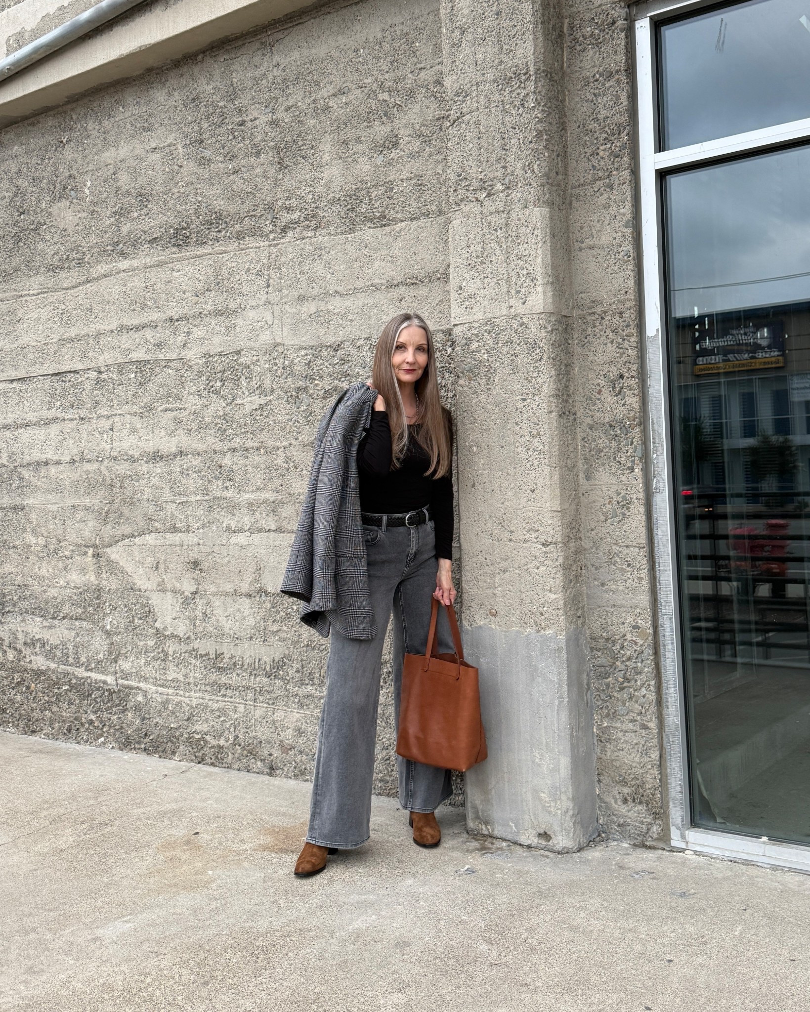 Gray wide leg jeans & chestnut suede booties. True to size. 

#grayjeans #midsizestyle #styleover50 #size10

#LTKMidsize #LTKOver40