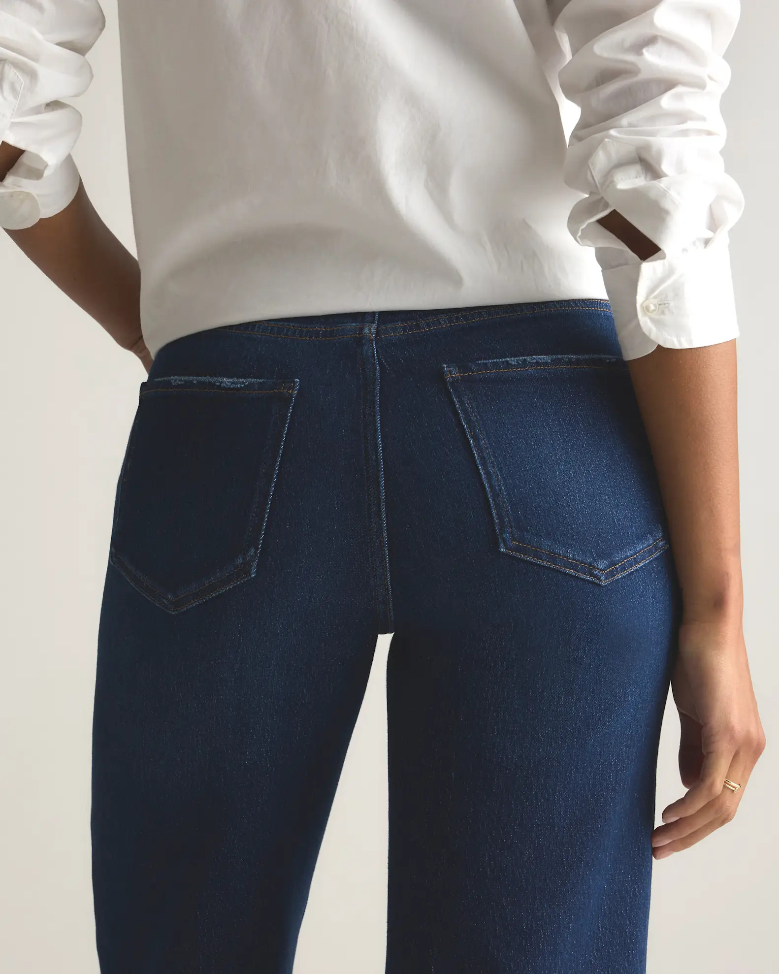 Bella Stretch Relaxed Straight Jeans | Quince
