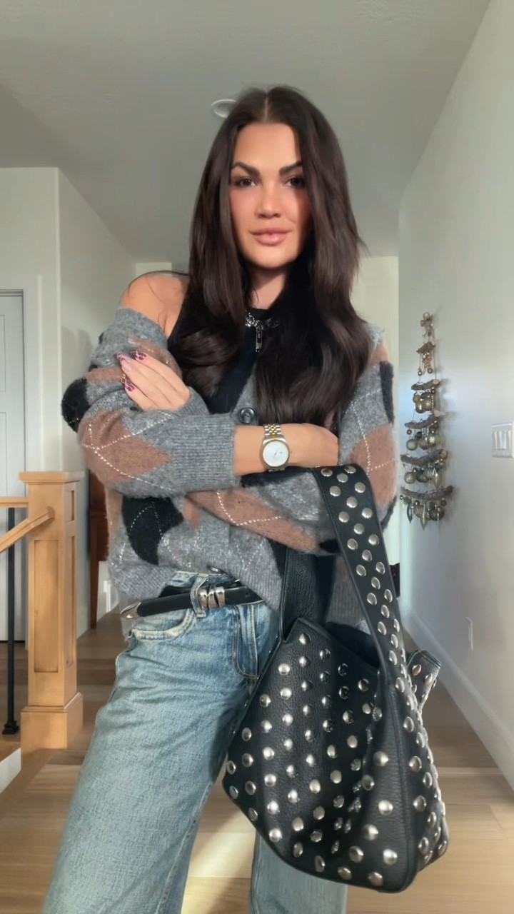 Argyle Sweater & Amazon Bag

Jewelry: 
Ahava Jewels Necklaces - Use: Kristin10
Twisted Silver Nevklace - Use: Kristin20
Abbott Lyon Watch 
Electric Picks Ring - Use: WildOne20
Made by Mary Rings - Use: Kristin10



#LTKootd