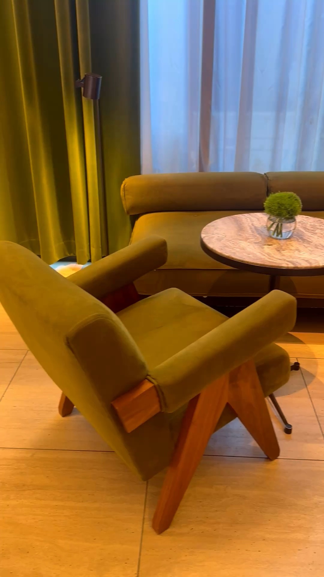 Weekend mode, perfected. The low-profile, armless sofa invites you to fully unwind, while those floor-to-ceiling drapes frame the moment—soft, relaxed, and quietly modern. Slow mornings, long afternoons, nothing rushed.

#sofa #accentchair #lounging #drape #livingroom #weekendvibes #lowprofile #floorToCeiling #casualelegance #modernliving #slowliving #interiorinspo

#LTKFestival #LTKSaleAlert #LTKHome