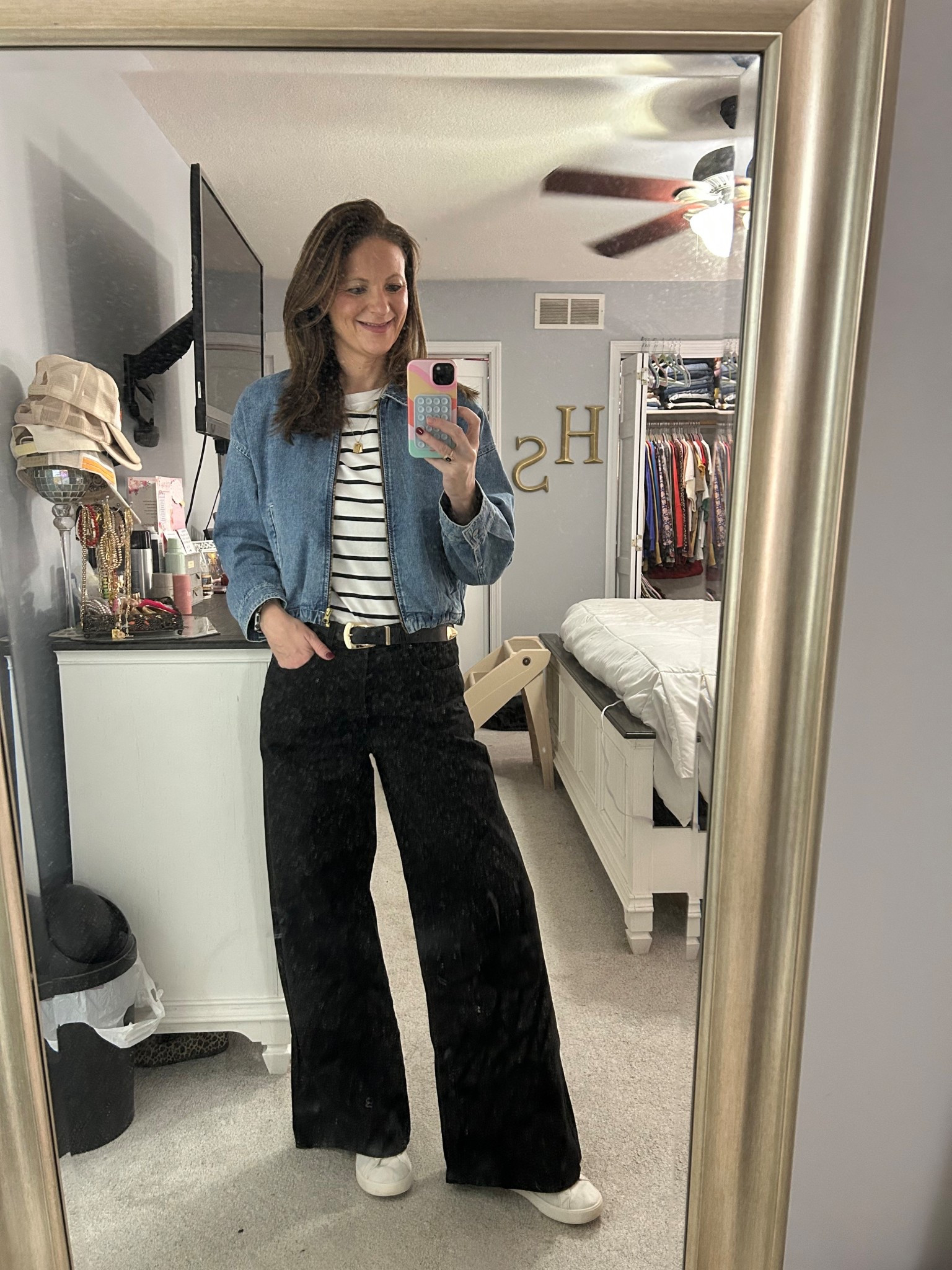 Pairing classic closet staples for a casual workwear look. 

•Shirt: S
•Jacket: M



Denim jacket, casual work wear, striped shirt, wide leg jeans

#LTKFindsUnder50 #LTKSaleAlert #LTKStyleTip