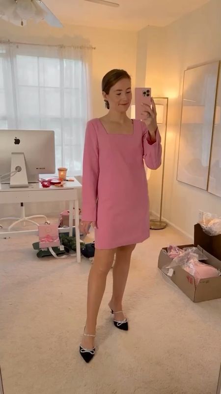 H&M try on! This cute pink dress is perfect for work or brunch with friends! 

#LTKSeasonal #LTKbeauty #LTKHoliday