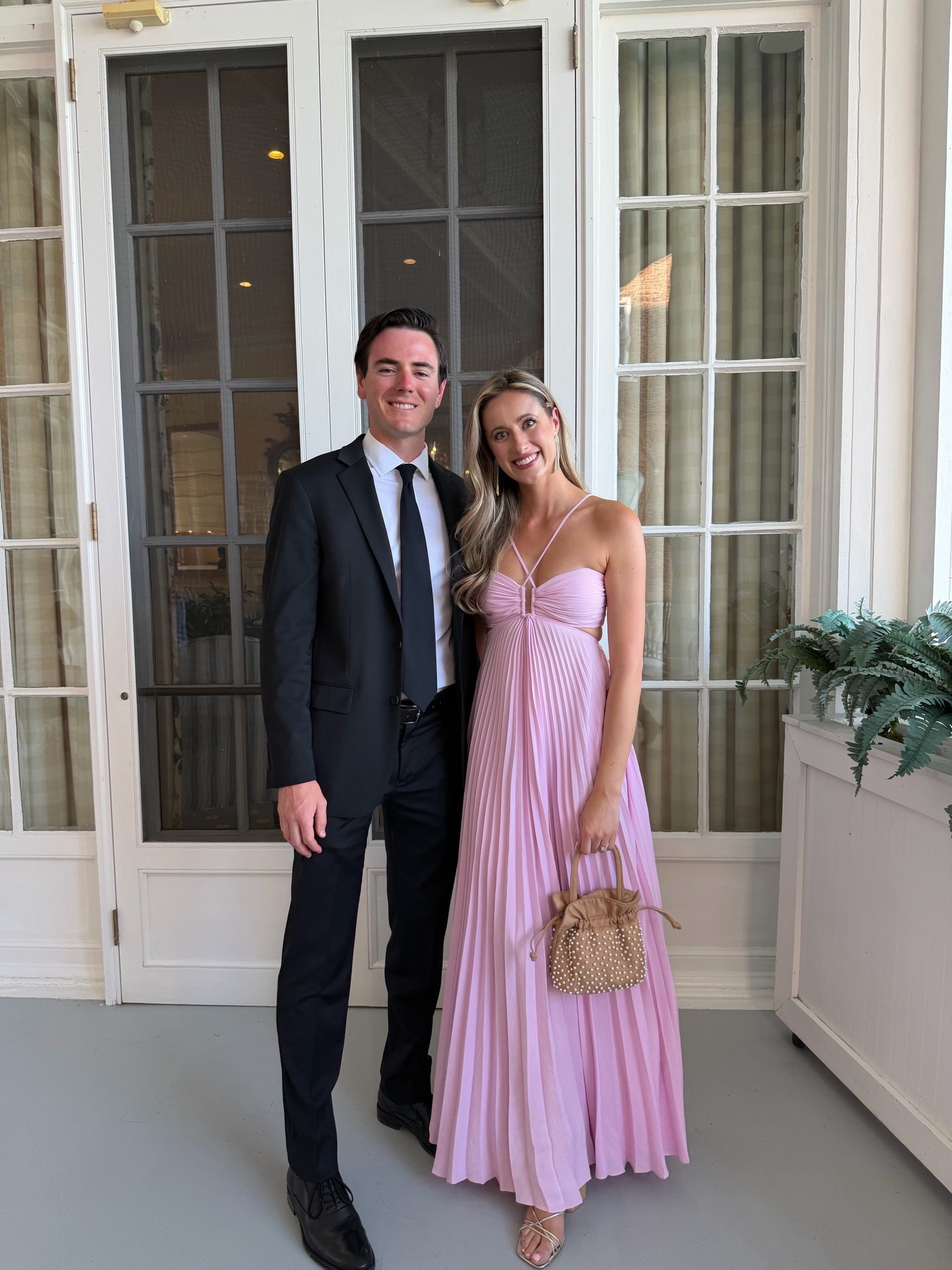 Rent the runway is that girl 

Don’t forget to use my code: RTRXLWALSH