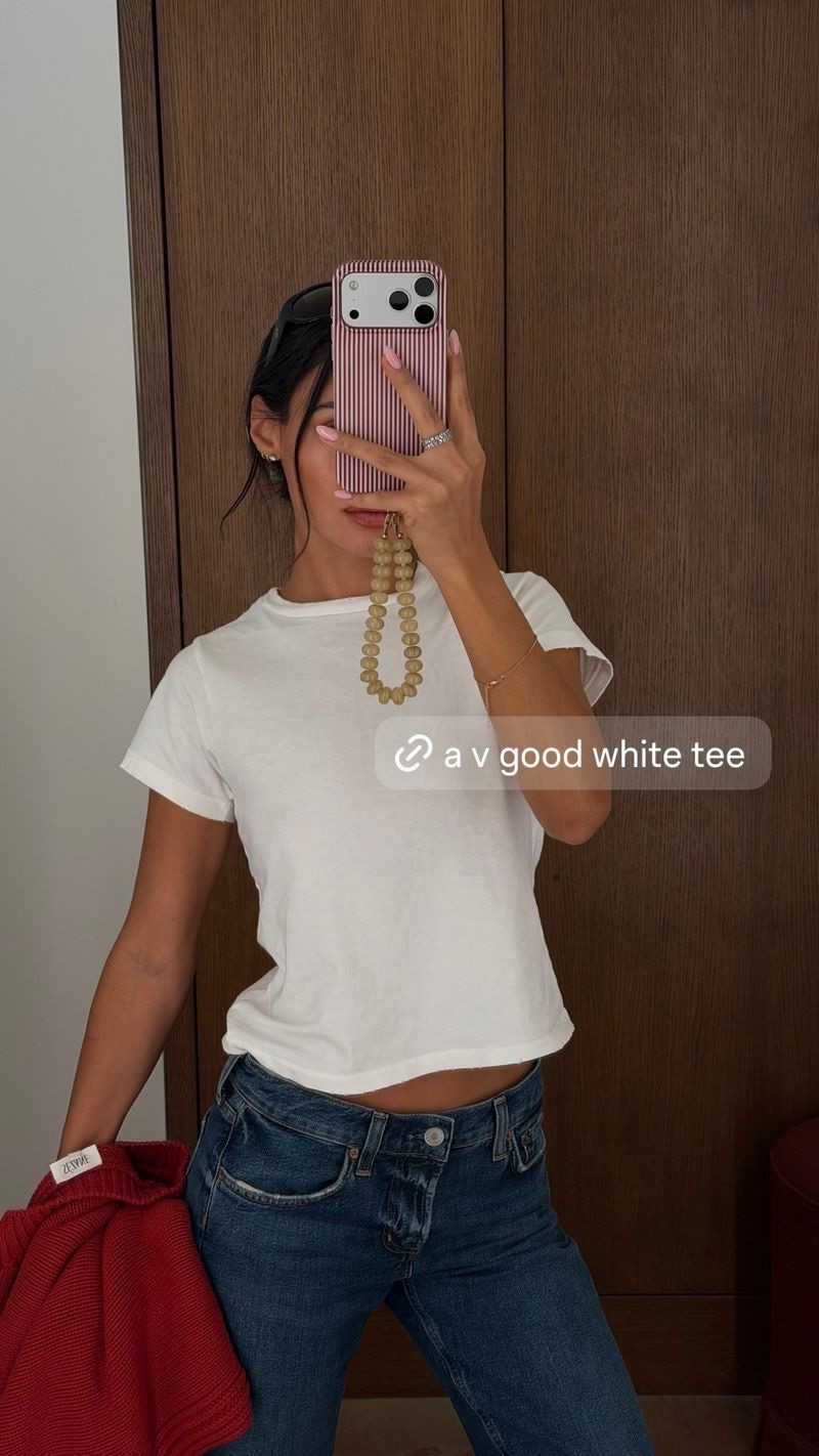 my go to white tee daydreamer #whitetee

#LTKdayinmylife #LTKgrwm #LTKootd