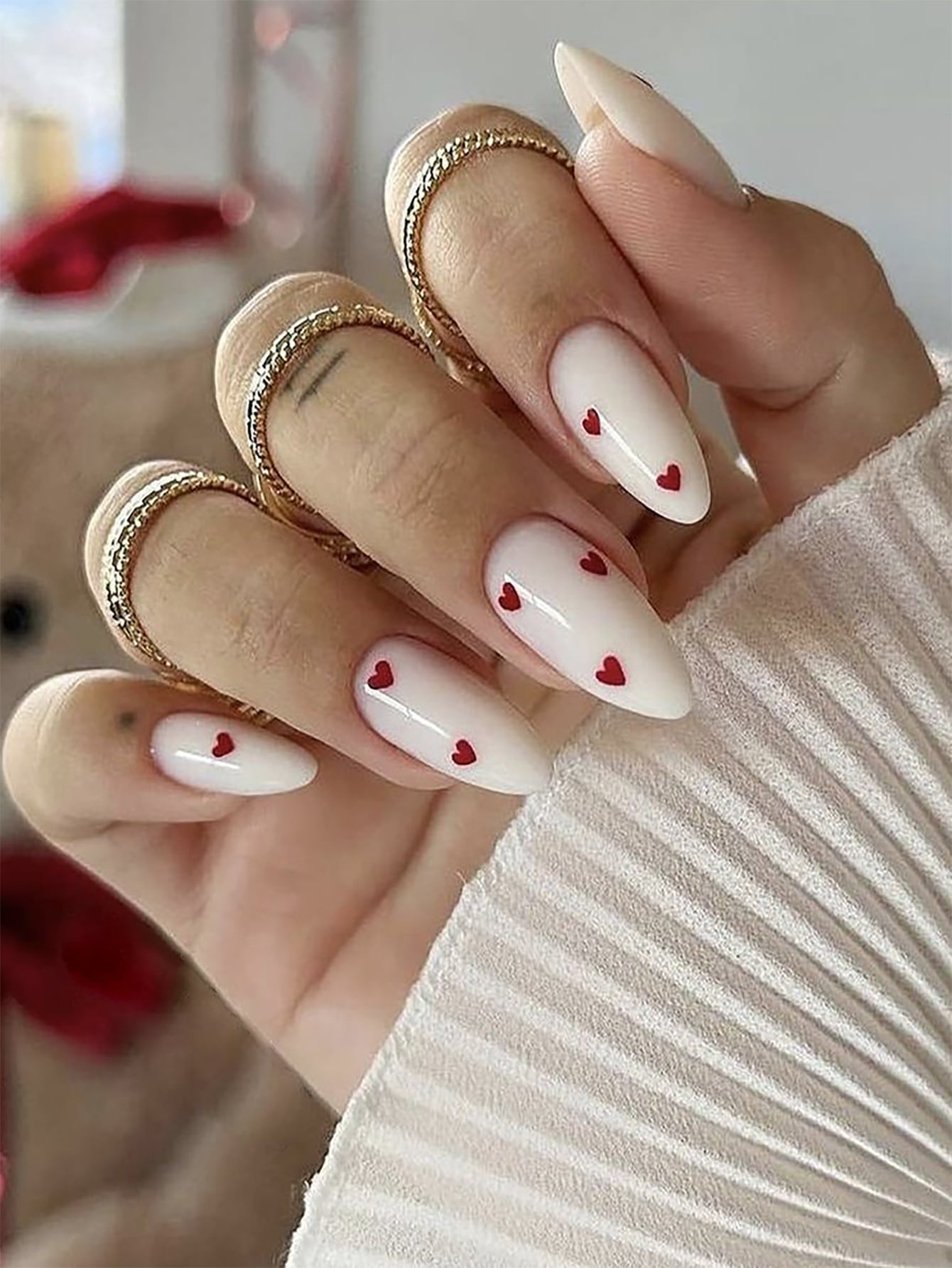 Set da 24 pezzi a forma di mandorla medio-lunga Y2K Estetica lucida Cuore rosso e copertura per u... | SHEIN