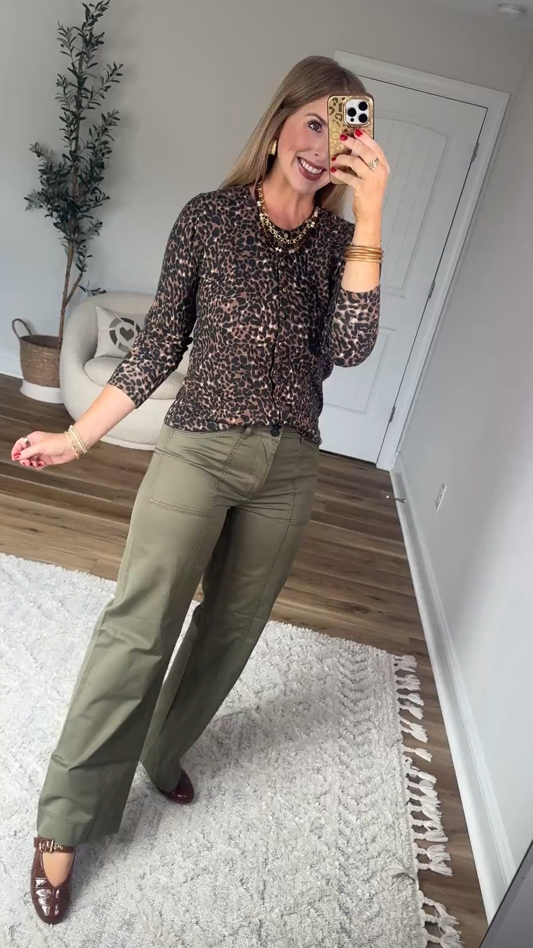 Leopard cardigan and olive jeans are the perfect fall outfit pair! From Walmart!

#LTKootd