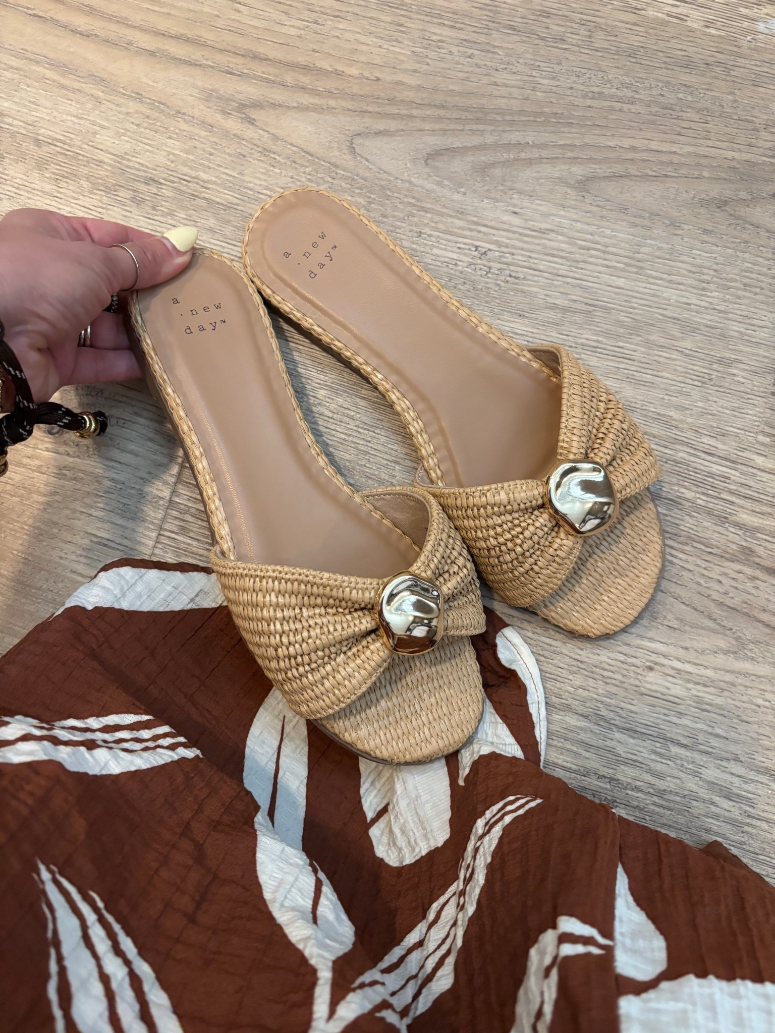 These slides from @Target are stunning! They have memory foam, so they’re super comfortable. Can be worn with so many spring and summer outfits and I love the gold hardware in the center!

#LTKootd #LTKgrwm #LTKdayinmylife