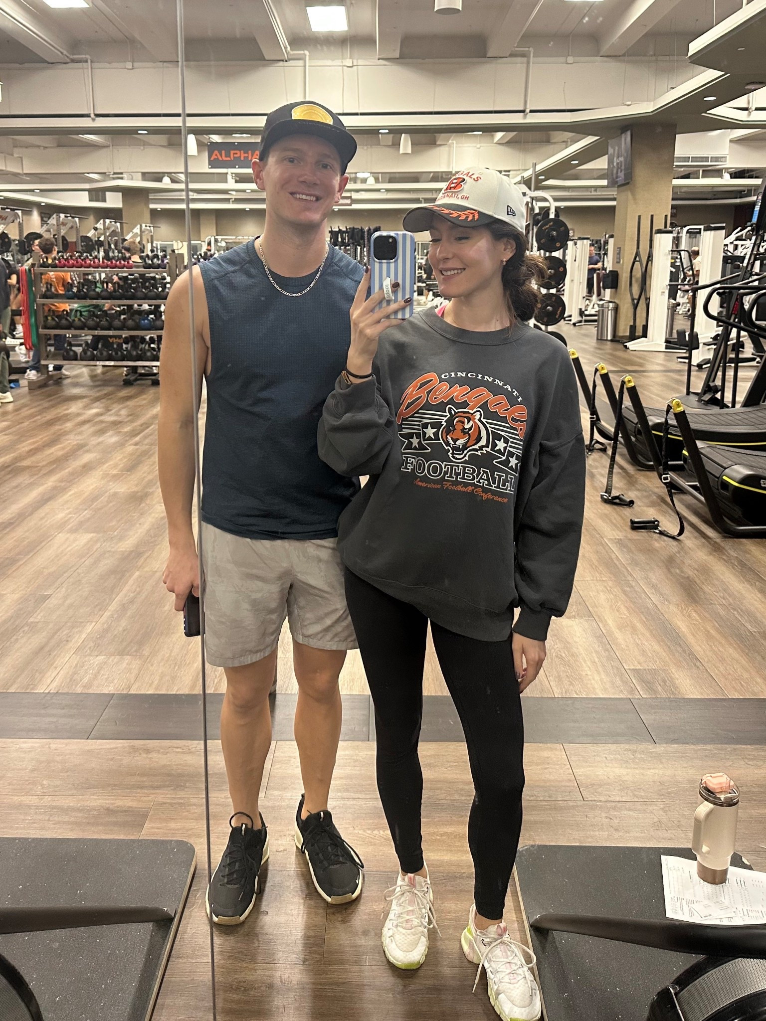 10/19 ootd
Cincinnati Bengals sweatshirt
Abercrombie find
Football 
NFL

#LTKMens #LTKActive