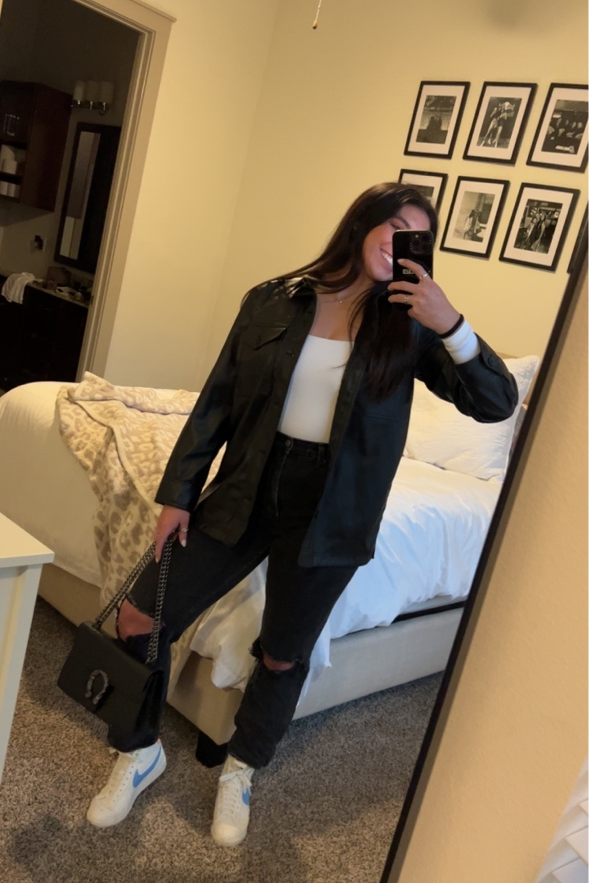Dinner and drinks 
- bodysuit aritzia 
- jacket madewell

#LTKunder100 #LTKGiftGuide #LTKshoecrush
