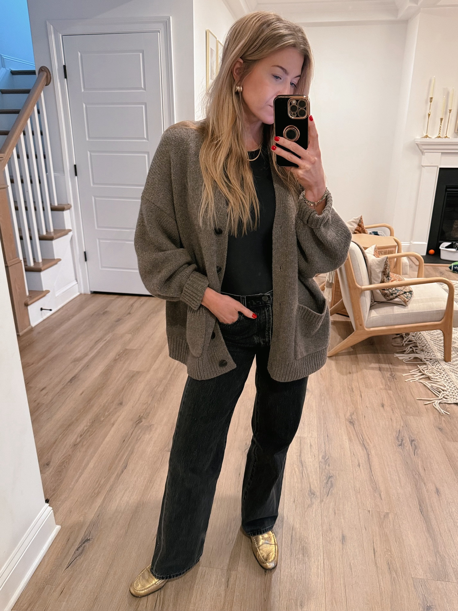 Oversized cashmere cardigan: oversized  high rise wide leg washed back denim: I rec ordering 1 size up  
gold loafers: on sale, TTS 
Matte black bodysuit: on sale! Runs TTS 



#LTKStyleTip #LTKBeauty #LTKSeasonal
