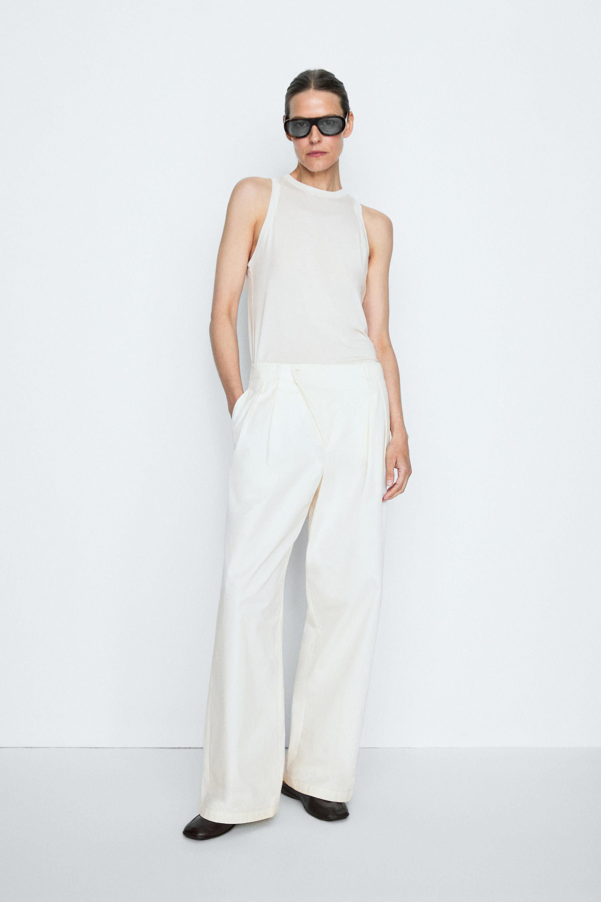 Pleated pants with crossover fastening detail - STUDIO | Massimo Dutti US