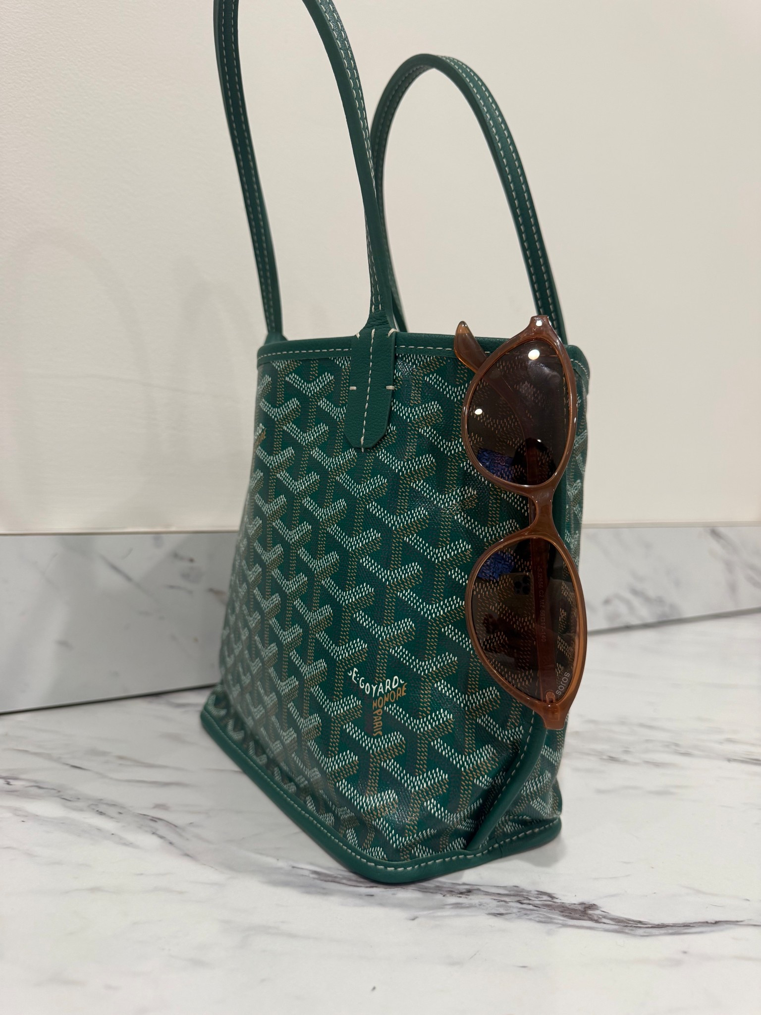 Workdays with an elevated Sunny to top off your look is 🔥🤌🏼 #ad @SOJOS VISION 

#LTKgrwm #LTKootd #LTKTravel