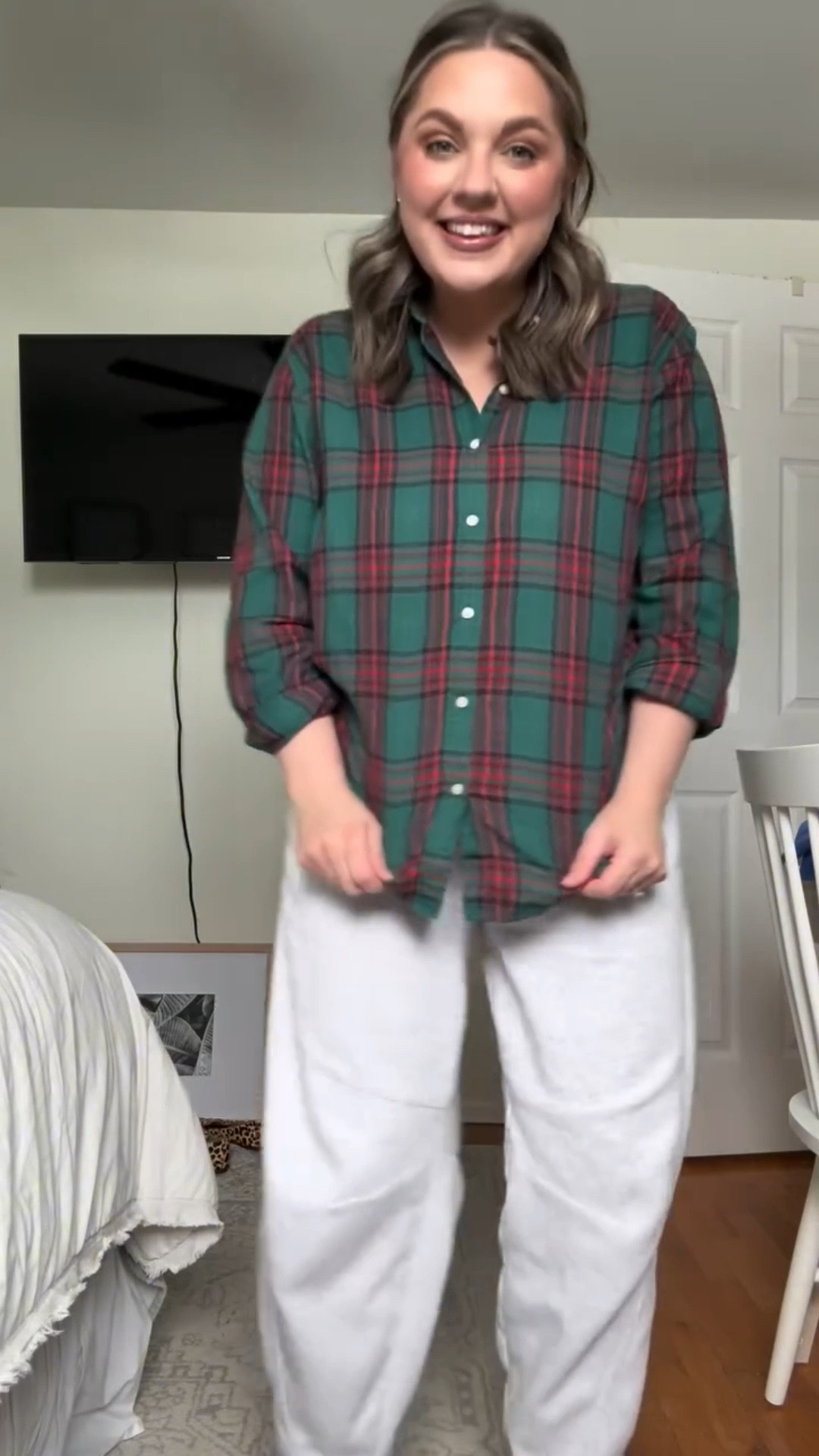 Freaking obsessed with this plaid. Sized up to an XL for a comfy fit. So many endless styling options. All of which are easy, and make you feel just a little bit more elevated. 




#LTKHoliday #LTKMidsize #LTKootd