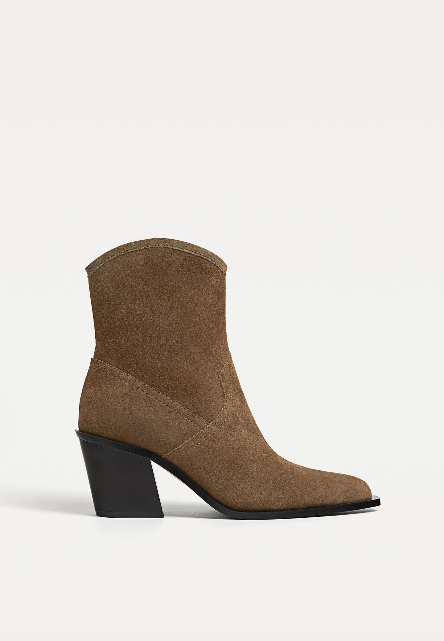 Bottines cowboy en cuir - Bottes et bottines femme | Stradivarius France | Stradivarius (FR)
