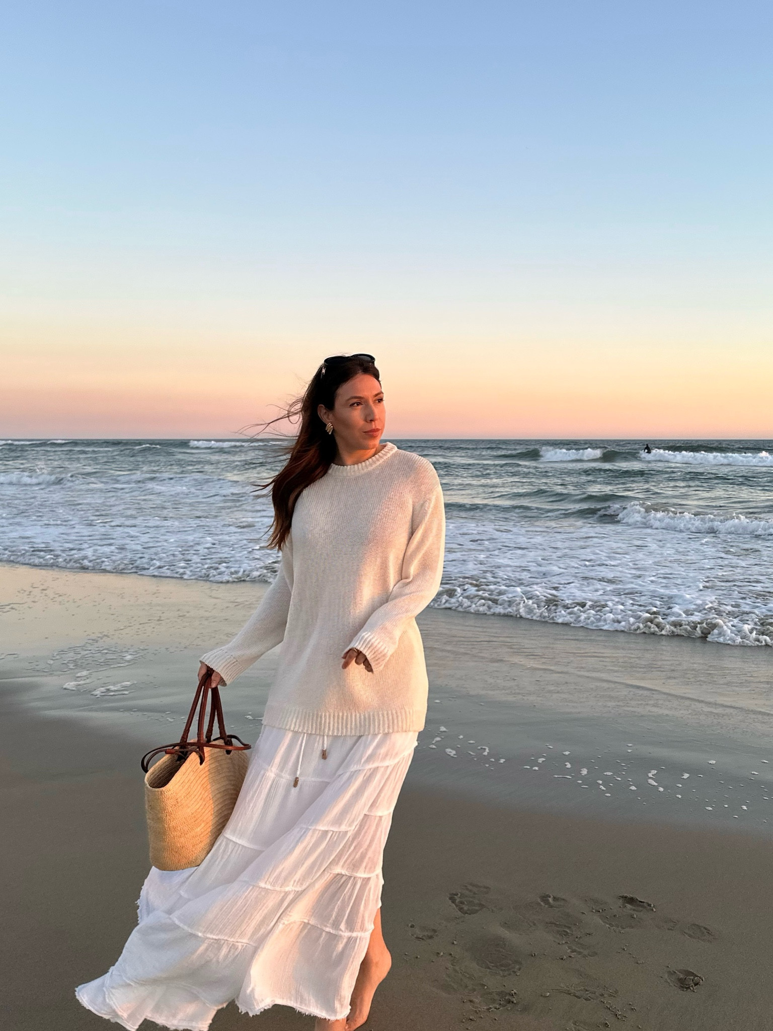 Spring summer outfit 


Maxi skirt | vacation | knit sweater | neutral outfit | festival | linen | beach ware | 