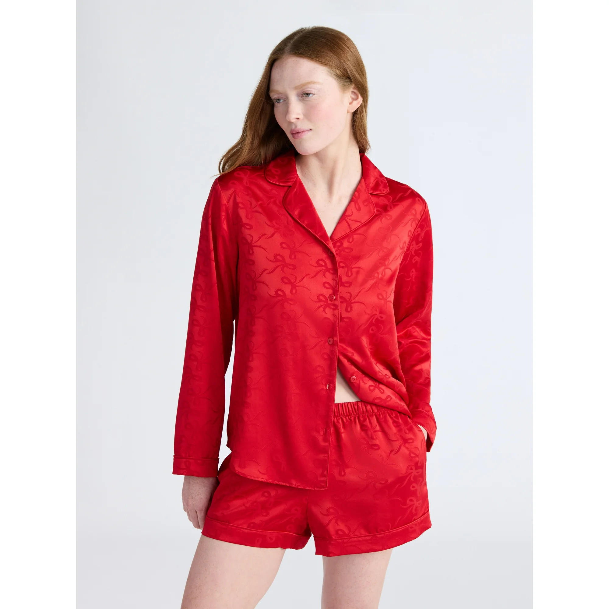 Joyspun Women’s Stretch Satin Notch Long Sleeve Top and Shorts Pajama Set, 2-Piece, Sizes XS-3X | Walmart (US)