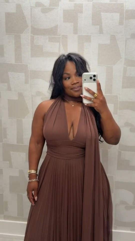 Abercrombie is 25-40% Off All Shorts & Swim + 20% Off Almost Everything Else 🤏🏾🤏🏾

SHORTSAF for a stackable 15% Off

Linking more Abercrombie dresses I loved below!!

#LTKSaleAlert #LTKMidsize #LTKSeasonal
