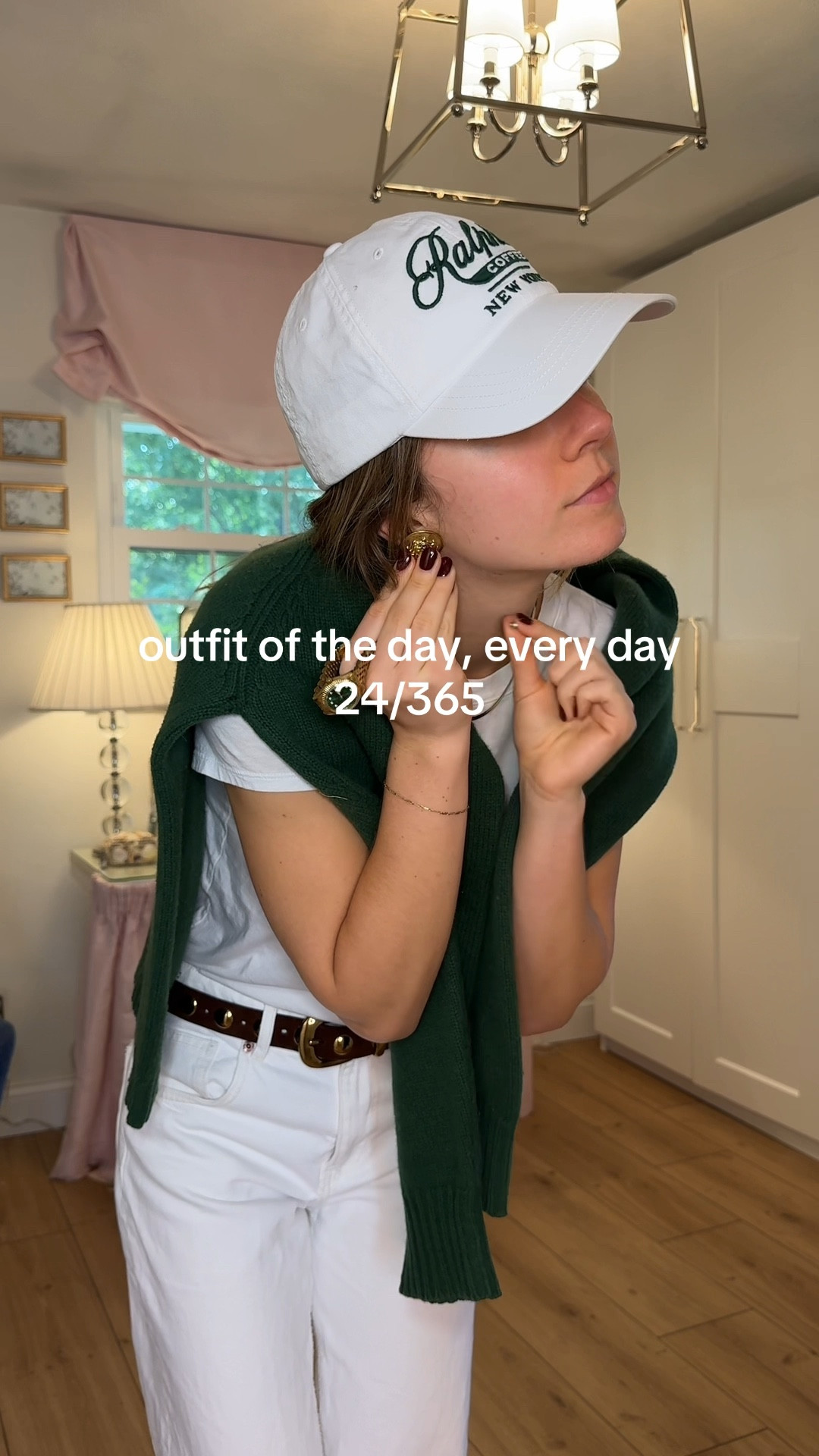 Sweater is old men’s j crew, I thrifted it! 

#LTKVideo #LTKSeasonal #LTKFindsUnder100