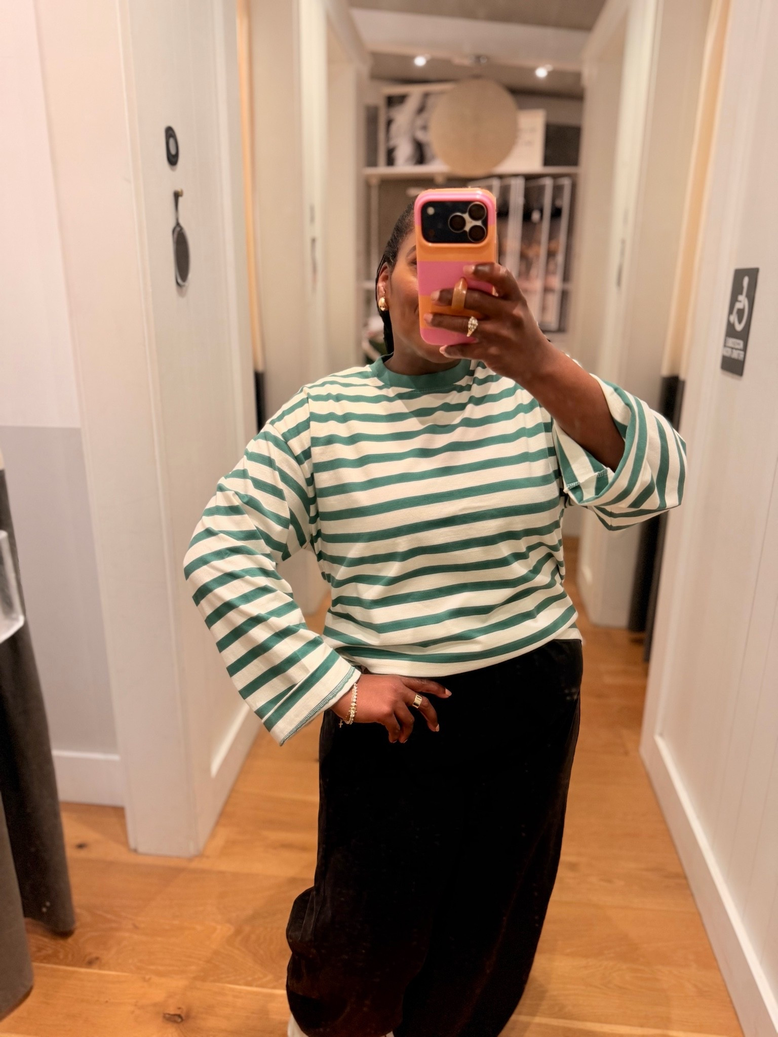 American Eagle striped shirt tee just in time for Fall!!

#LTKgrwm #LTKSaleAlert #LTKMidsize