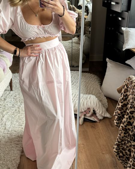 How adorable is this matching baby pink set from Revolve? You can definitely mix and match as I’ve posted before but wanted to show you what the set looked like. Comment below if you like it as a set or prefer to mix and match below ⬇️💗

#LTKParties #LTKSeasonal #LTKStyleTip