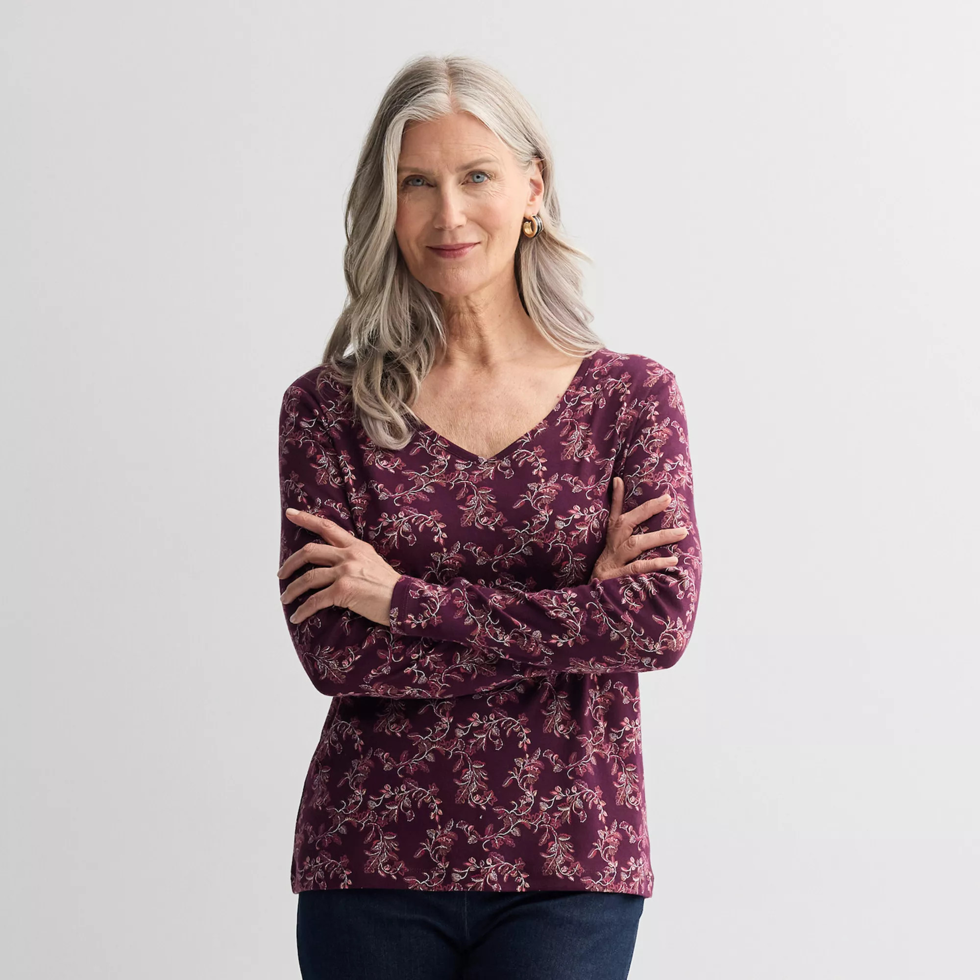 Women's Croft & Barrow® Essential Long Sleeve V-Neck Tee | Kohl's