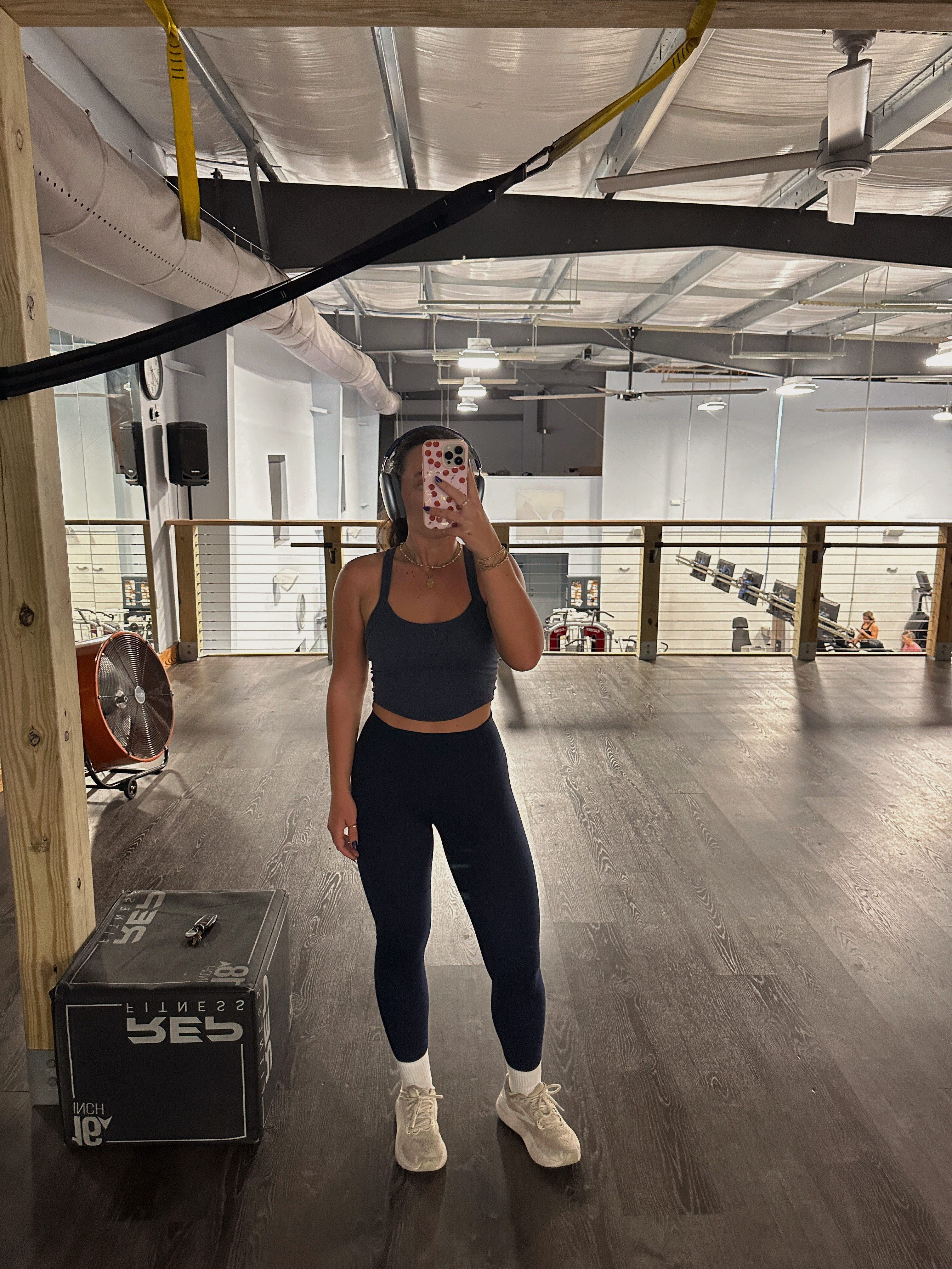 My fav fav activewear top!!! So so cute & comfy - top xs, leggings small

#LTKFindsUnder100 #LTKFitness #LTKActive