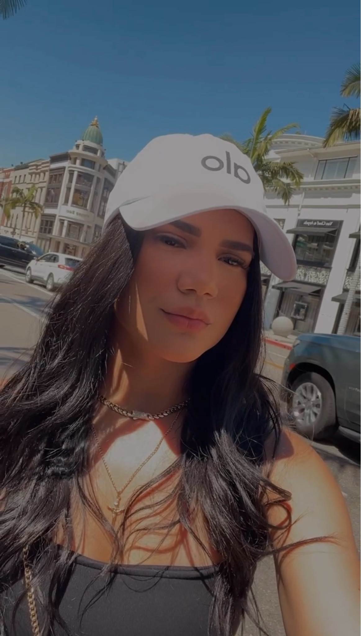An accessory to look a little chic without being so dressed up, I love this cap🤩✨


#LTKFitness #LTKBeauty #LTKStyleTip
